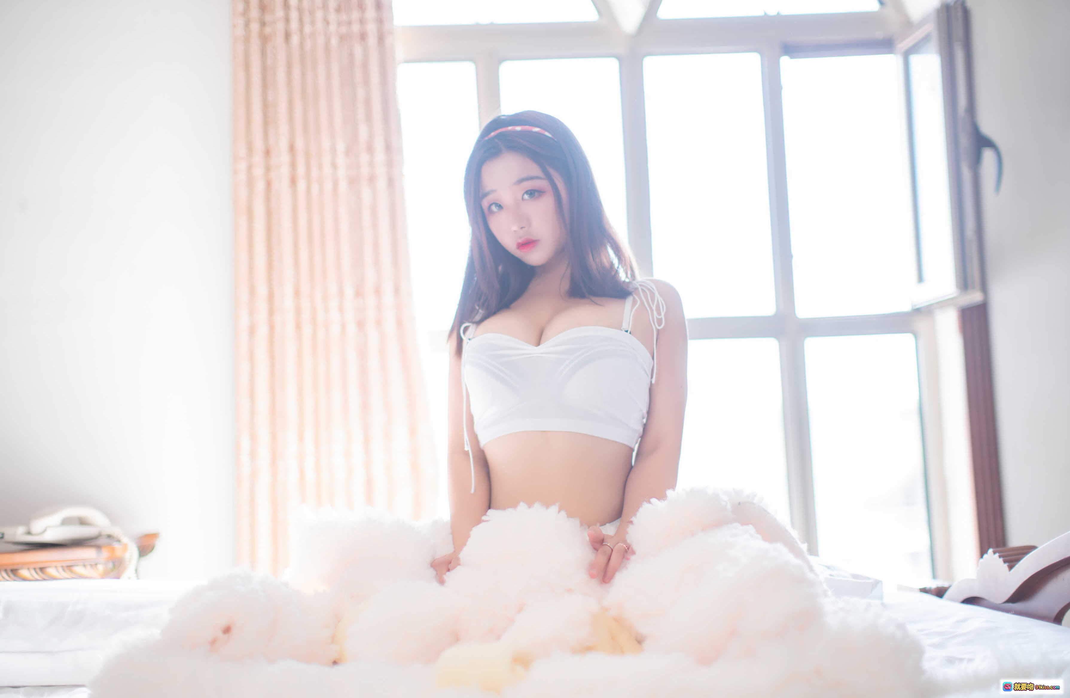 图片[4] - 穆零Mu0 NO.40温泉泳装写真合集｜95P高清美腿白丝少女私房摄影｜温柔氛围感床照特辑 - 就要吻