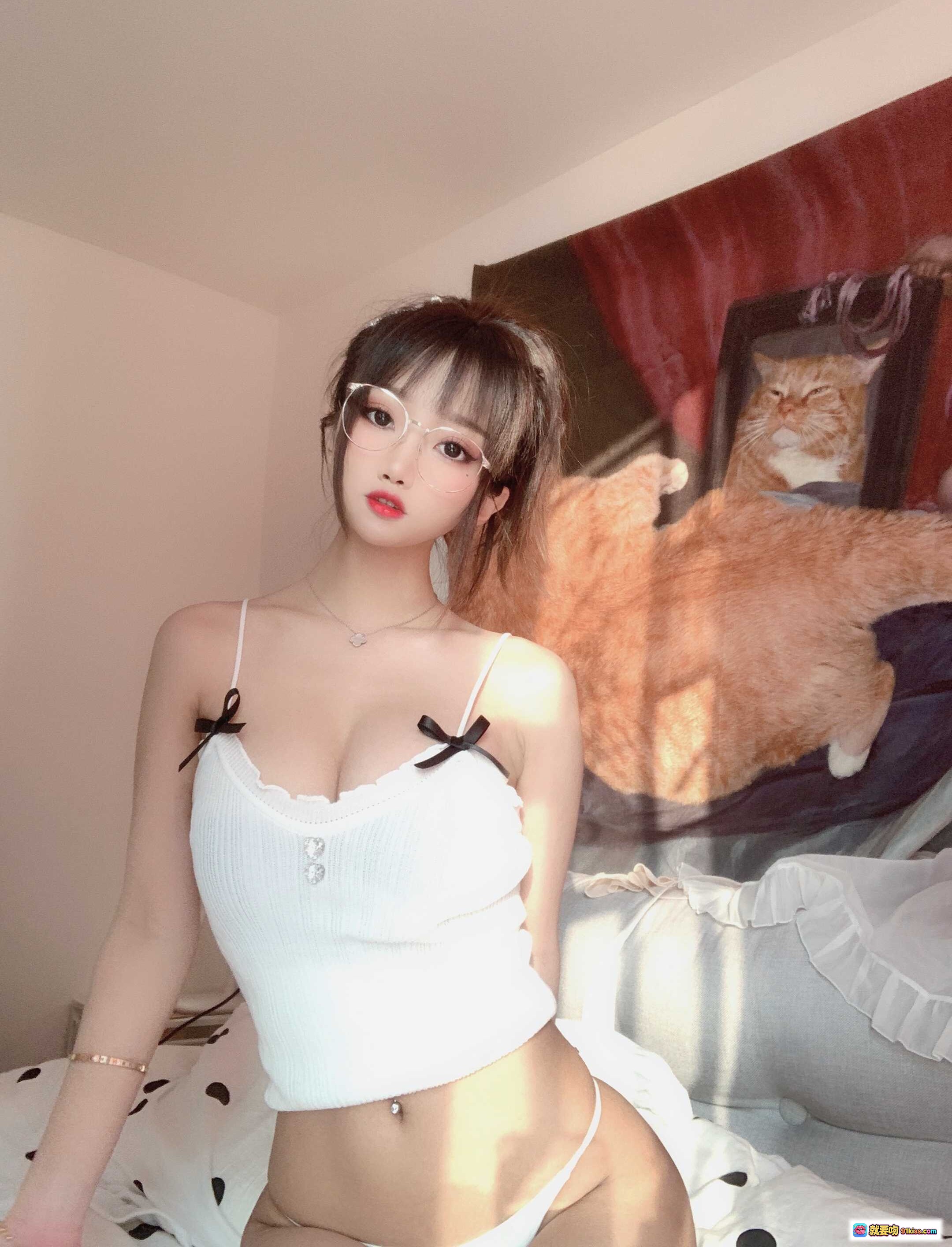 图片[2] - 鬼畜瑶NO.024黄昏写真集51P136MB 白色吊带睡衣波点床品慵懒卧姿阳光洒落少女私房美图 - 就要吻