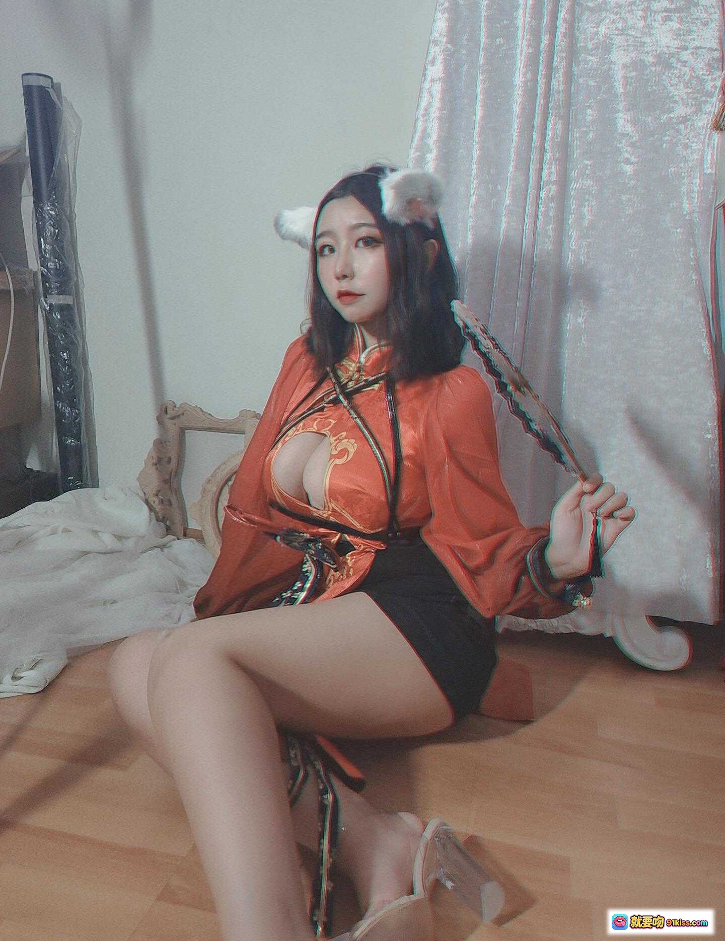 图片[8] - 穆零Mu0 NO.05 公孙离cosplay写真｜橙色古风服饰+猫耳发饰+手持折扇+性感美腿造型 - 就要吻