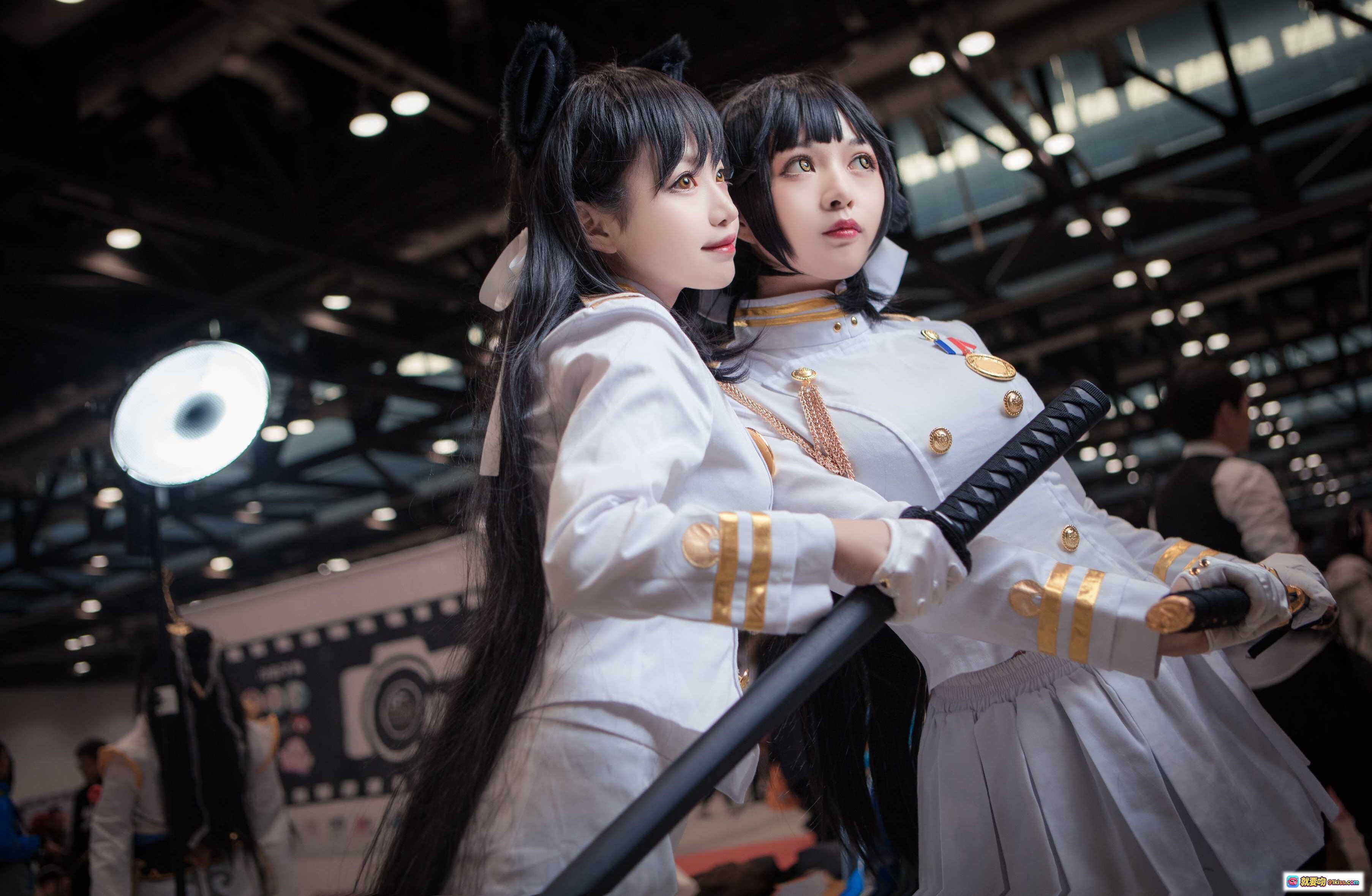 图片[7] - Shika小鹿鹿NO.052爱宕制服Cosplay写真｜双马尾少女持刀造型｜白色军装风格｜精致细节还原｜50P高清图集 - 就要吻