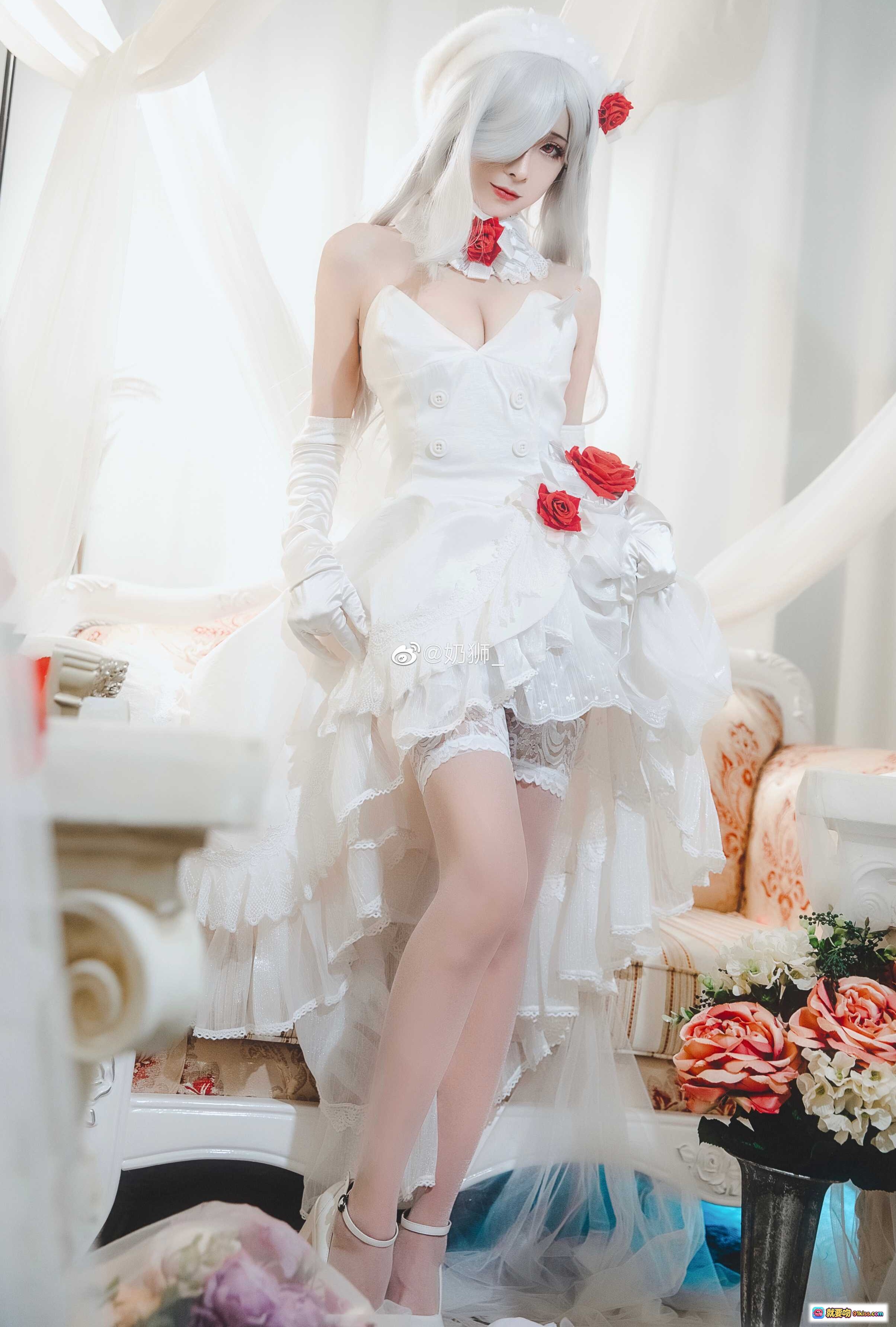 图片[6] - 奶狮不咬人NO.001 G36C 白发新娘cos 白色蕾丝礼服 红玫瑰点缀 优雅坐姿 洛丽塔风 摄影写真 精致妆容 甜美性感 二次元角色扮演 - 就要吻