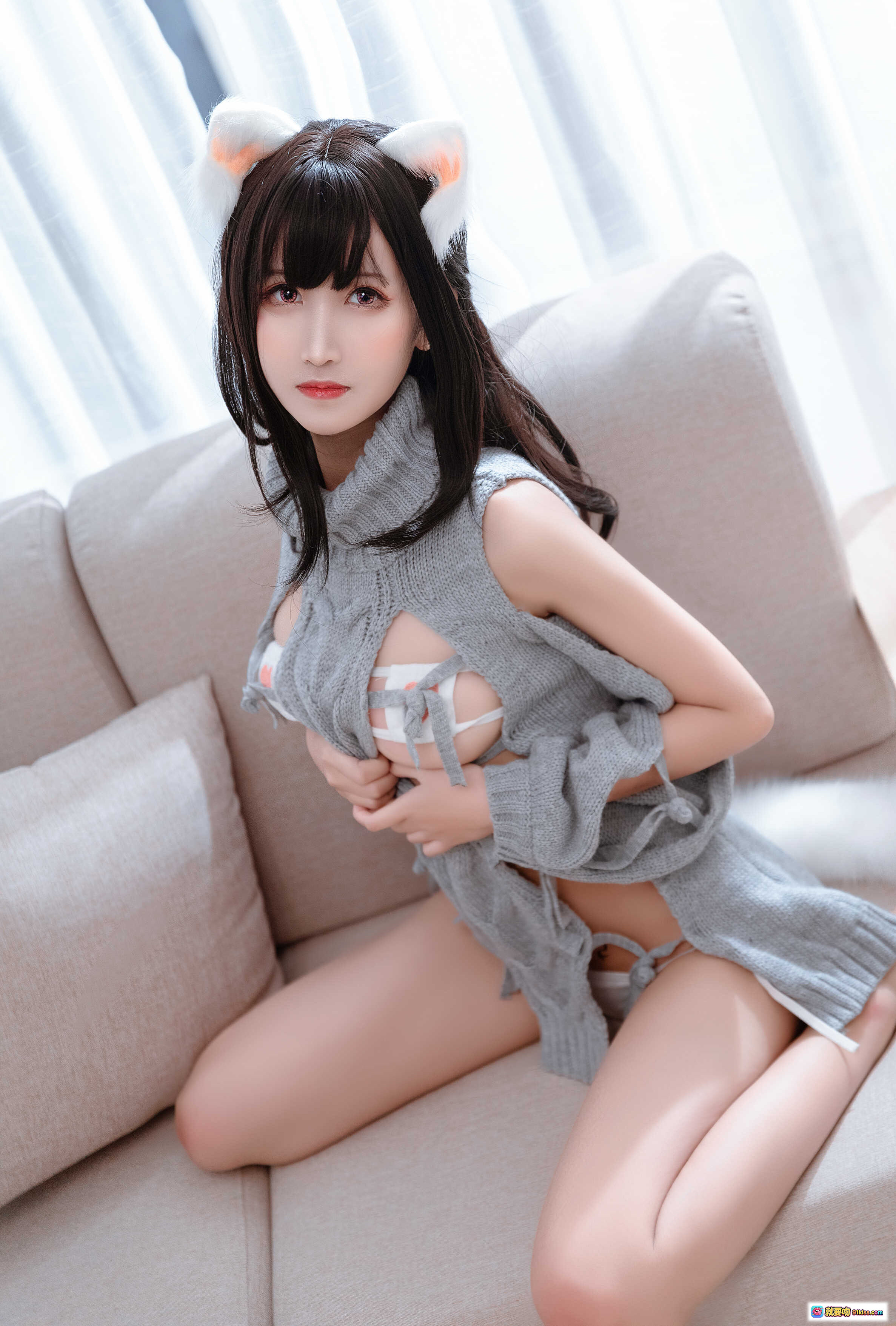 图片[4] - 三度_69 NO.043 露背毛衣写真 27P高清美腿私房照 白色毛绒点缀温柔氛围 室内自然光拍摄 - 就要吻