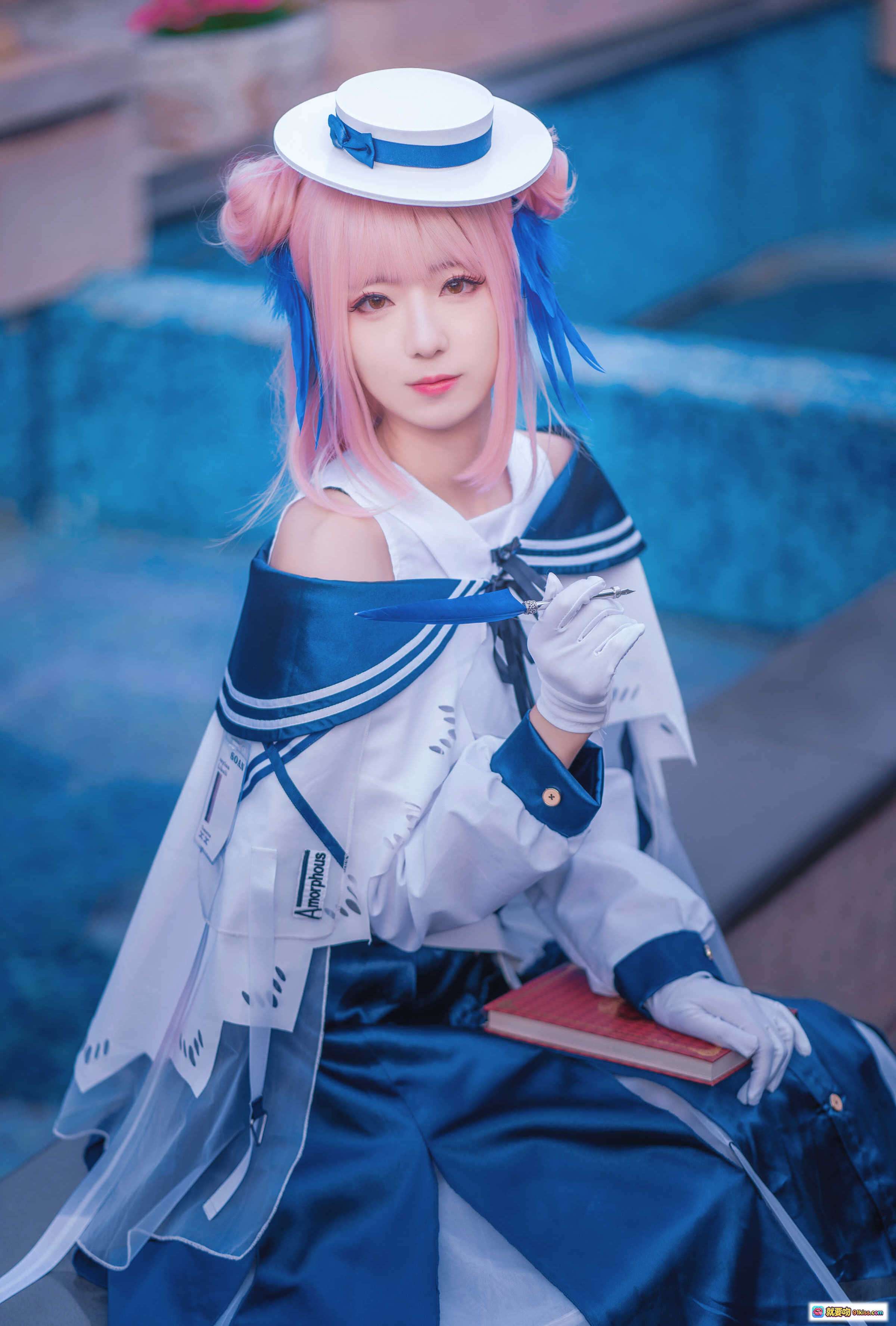 图片[5] - 弥音音NO.020明日方舟锡兰cosplay蓝粉双色发饰海军风制服水池台阶场景高清美图 - 就要吻