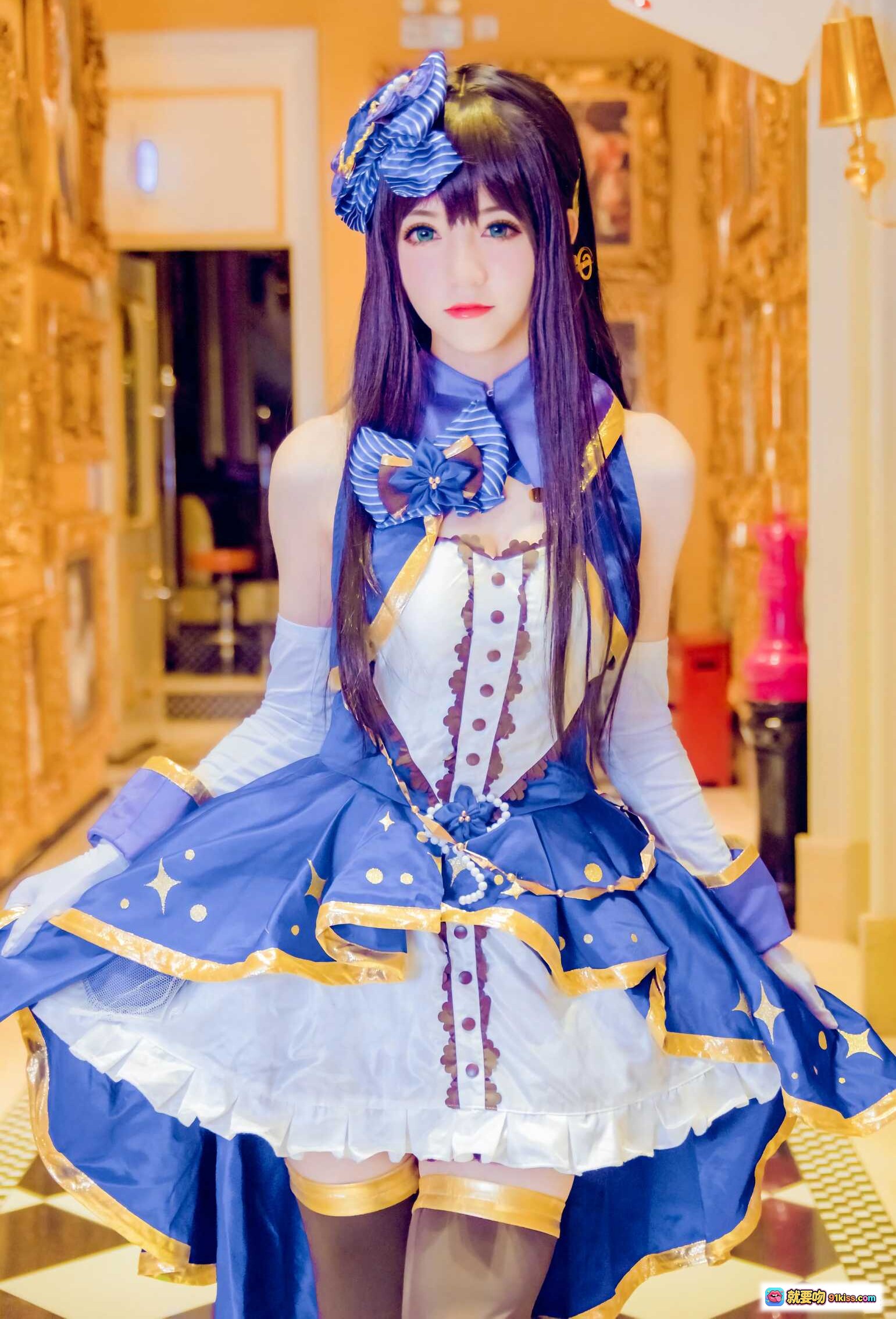 图片[9] - 偶像大师渋谷凛COS写真 | Kettoe NO.006 蓝白裙装+长发蝴蝶结+镜面场景+精致妆容+日系美少女 - 就要吻