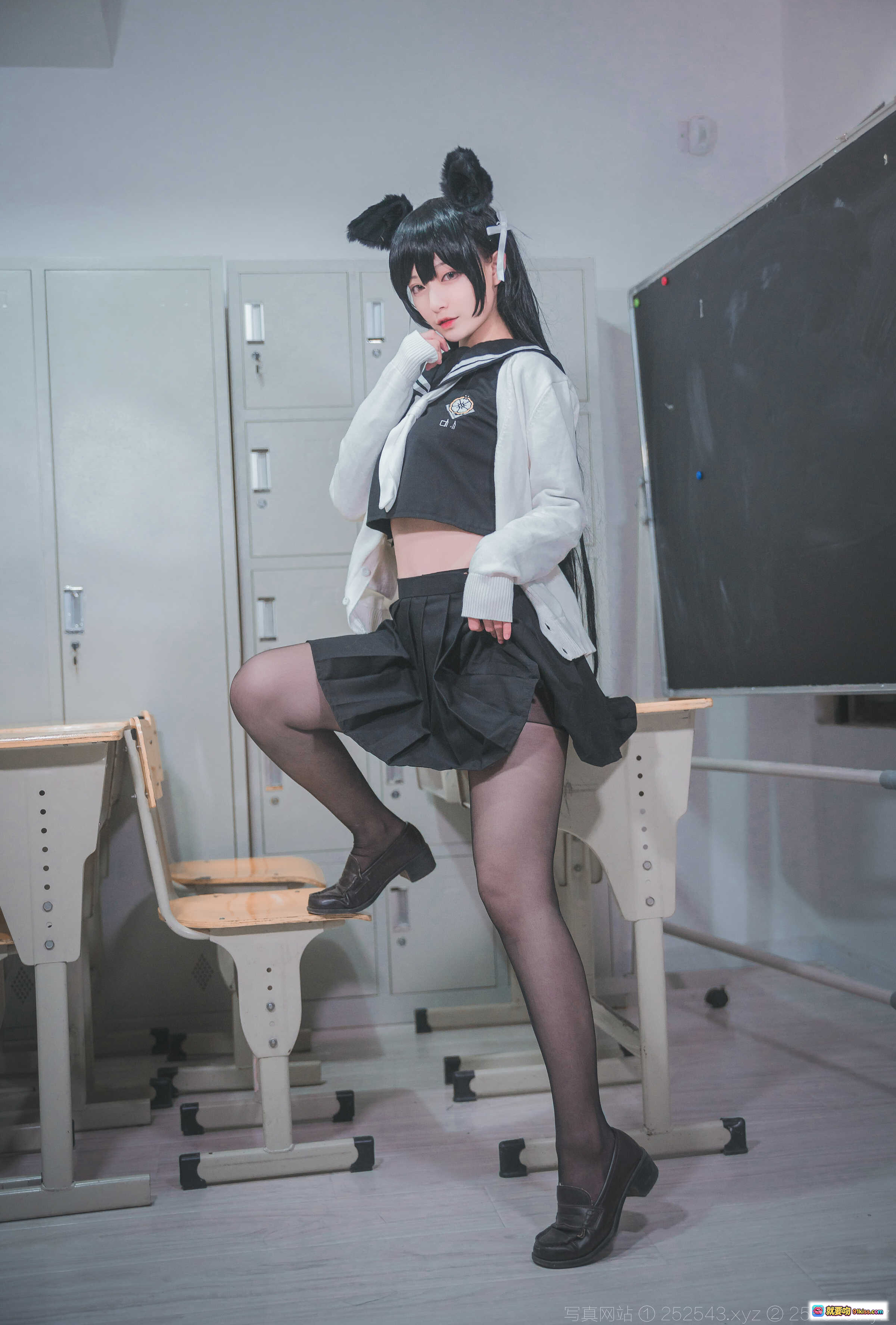 图片[2] - 铁板烧鬼舞w NO.003 爱宕JK制服黑丝美腿教室写真12P高清图集 - 就要吻