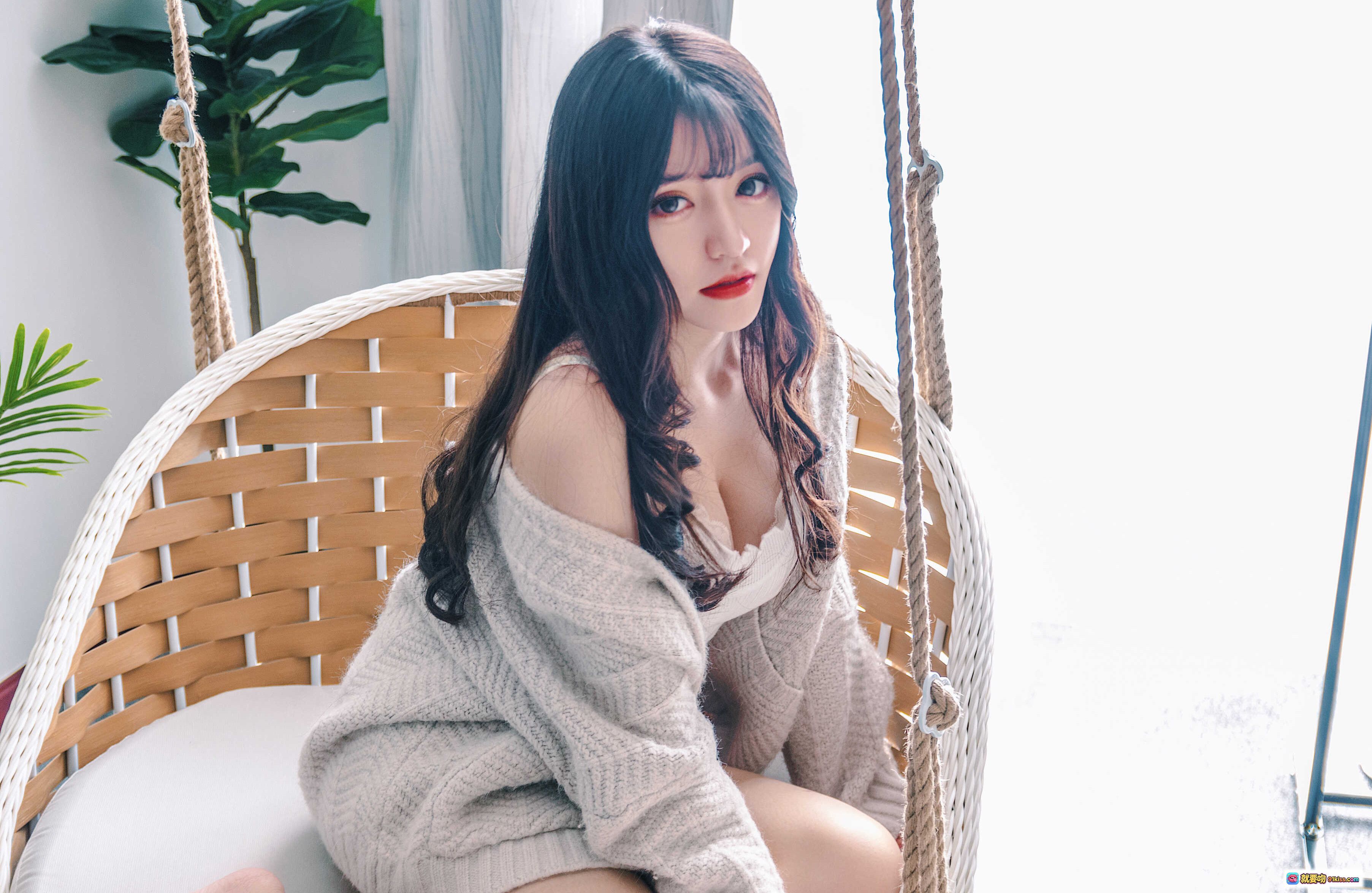 图片[9] - Kettoe NO.009 心动之时 白色吊带长发美女 室内柔光写真 12P高清图集 甜美性感私房照 - 就要吻