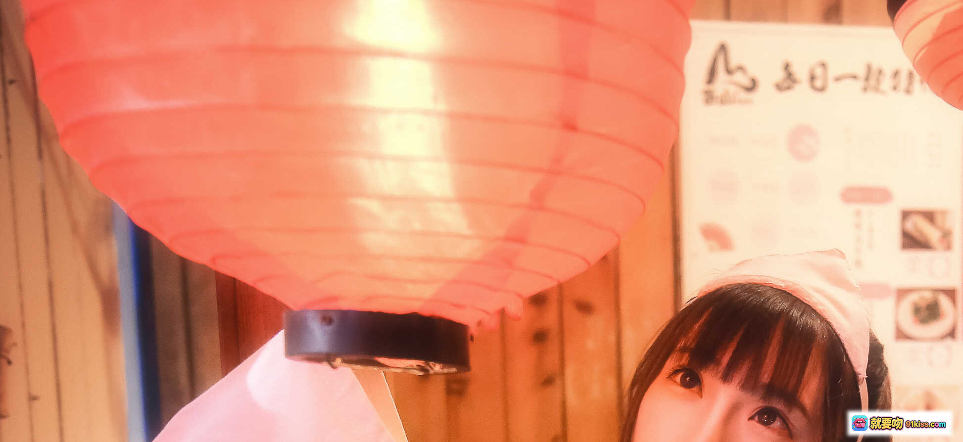 图片[2] - 居酒屋幽灵少女写真 | 木质暖光日式风情 | 红灯笼装饰 | 白衣神秘氛围 | Kitaro绮太郎NO.065幽灵故事系列 - 就要吻