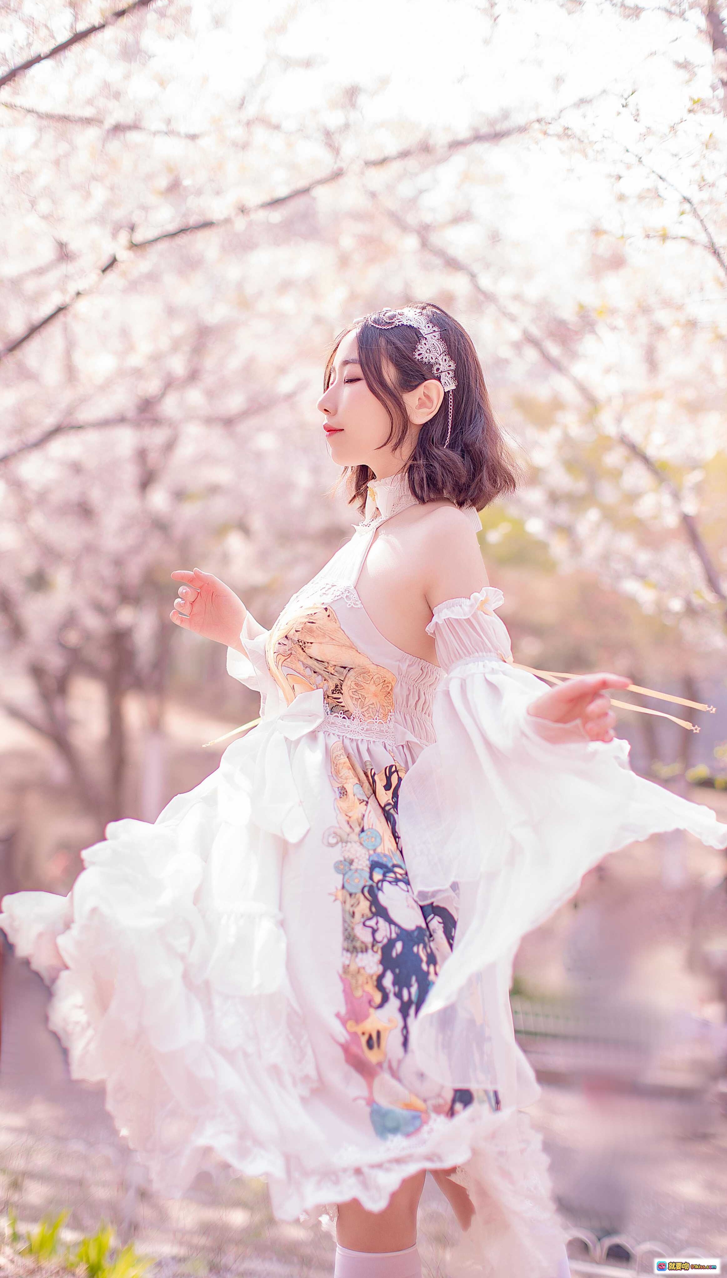 图片[5] - 穆零Mu0 NO.13 樱花季少女写真｜蕾丝头饰+白色洛丽塔裙+春日樱花背景｜甜美清新风格 - 就要吻