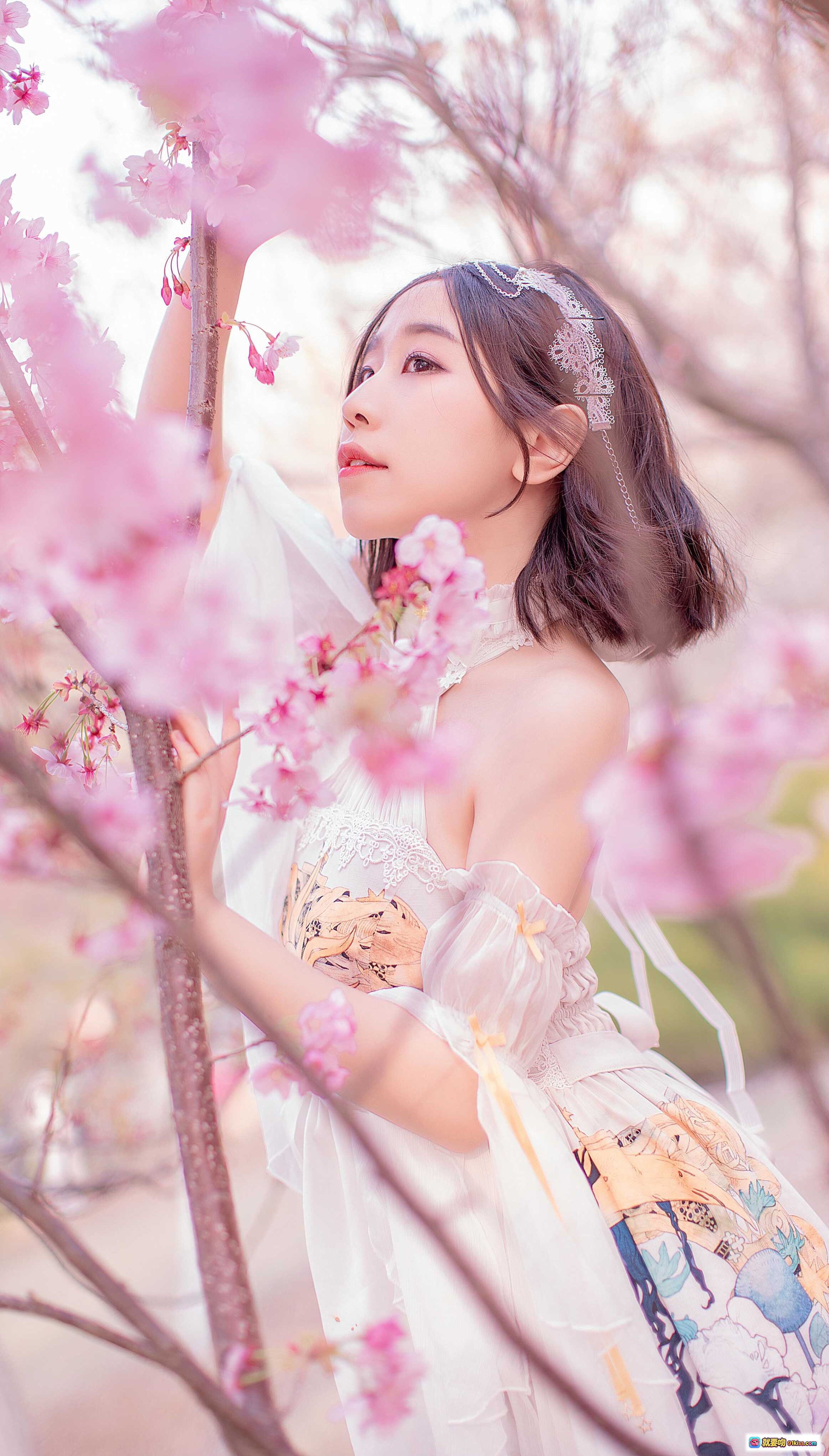 图片[3] - 穆零Mu0 NO.13 樱花季少女写真｜蕾丝头饰+白色洛丽塔裙+春日樱花背景｜甜美清新风格 - 就要吻