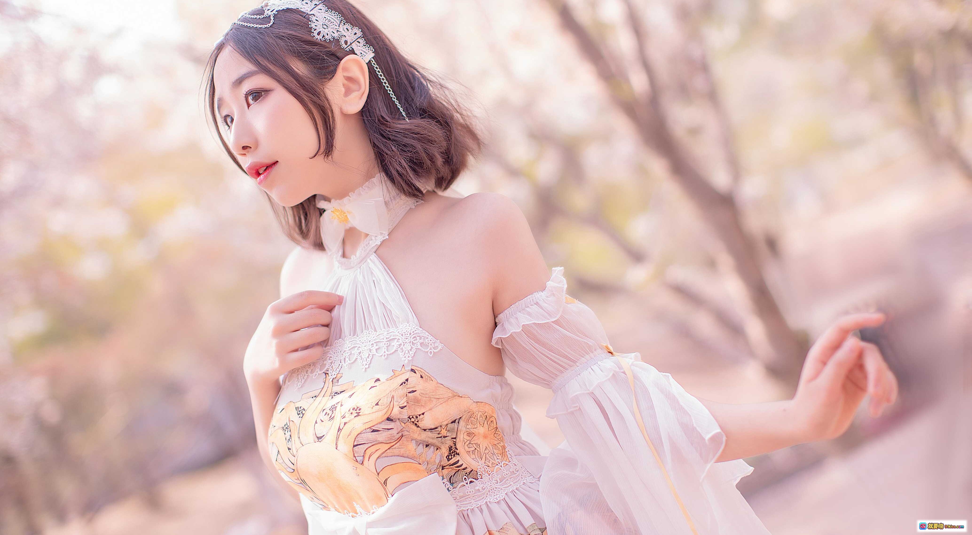 图片[7] - 穆零Mu0 NO.13 樱花季少女写真｜蕾丝头饰+白色洛丽塔裙+春日樱花背景｜甜美清新风格 - 就要吻