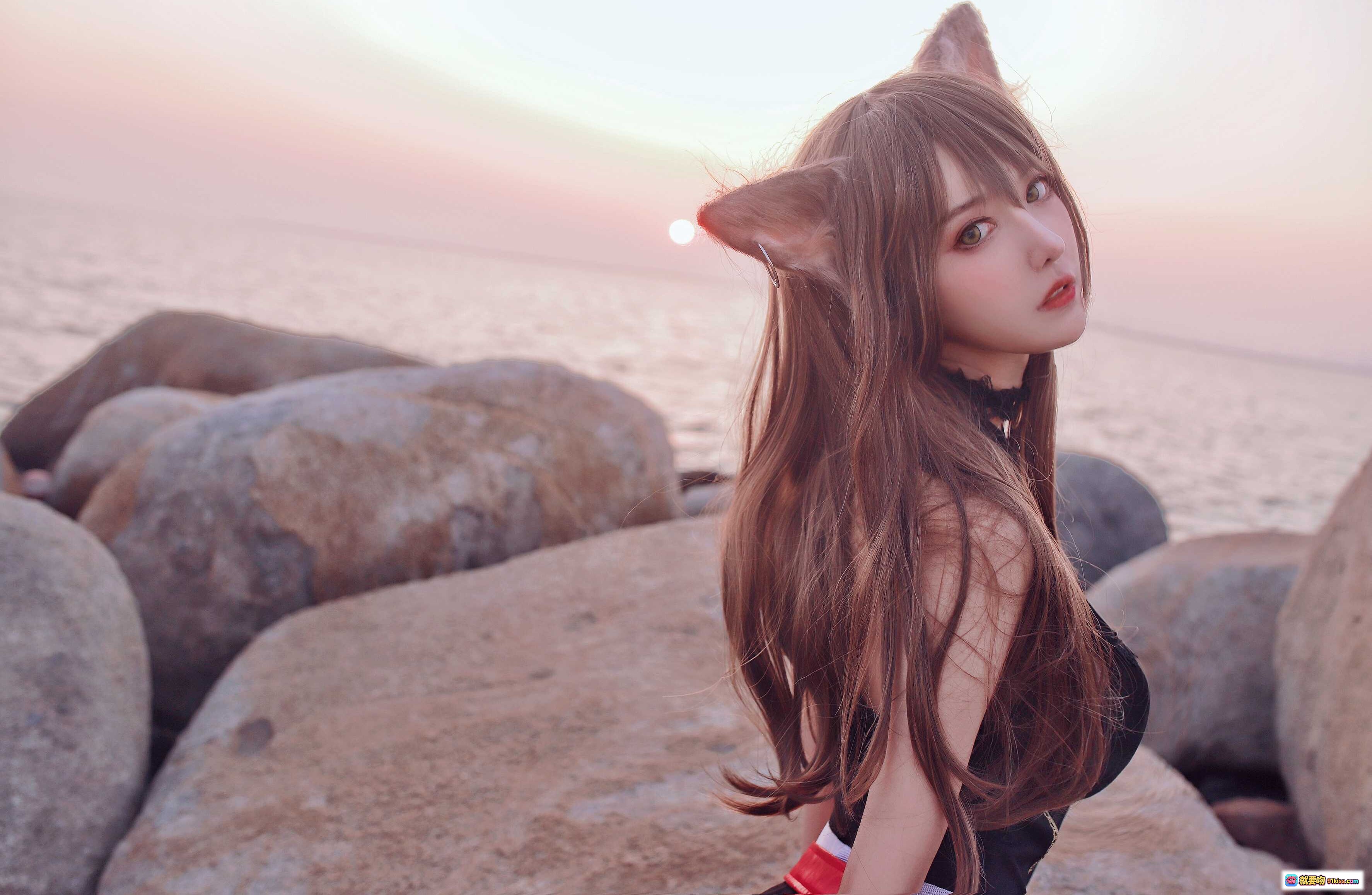 Shika小鹿鹿NO.054天火泳装写真｜猫耳少女海边岩石日落美景22P高清图集 - 就要吻