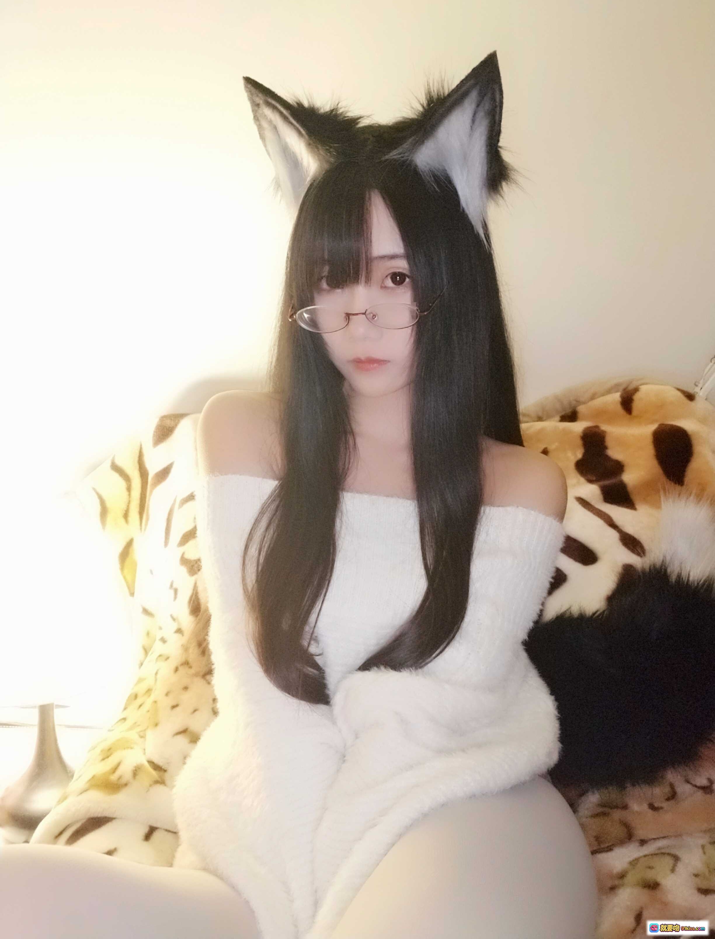 图片[7] - 曉美媽NO.014拆家二哈 Cosplay 狐耳白絲美腿 萌系宅女居家寫真 14P高質感圖集 - 就要吻