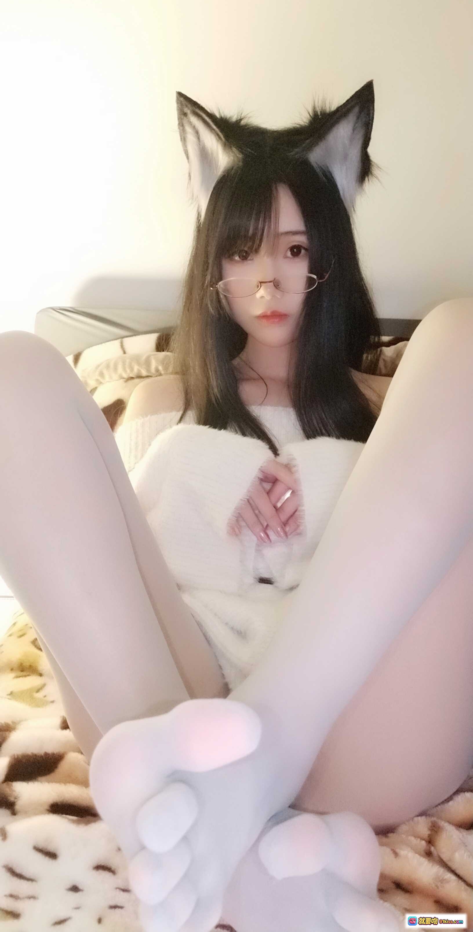 图片[6] - 曉美媽NO.014拆家二哈 Cosplay 狐耳白絲美腿 萌系宅女居家寫真 14P高質感圖集 - 就要吻