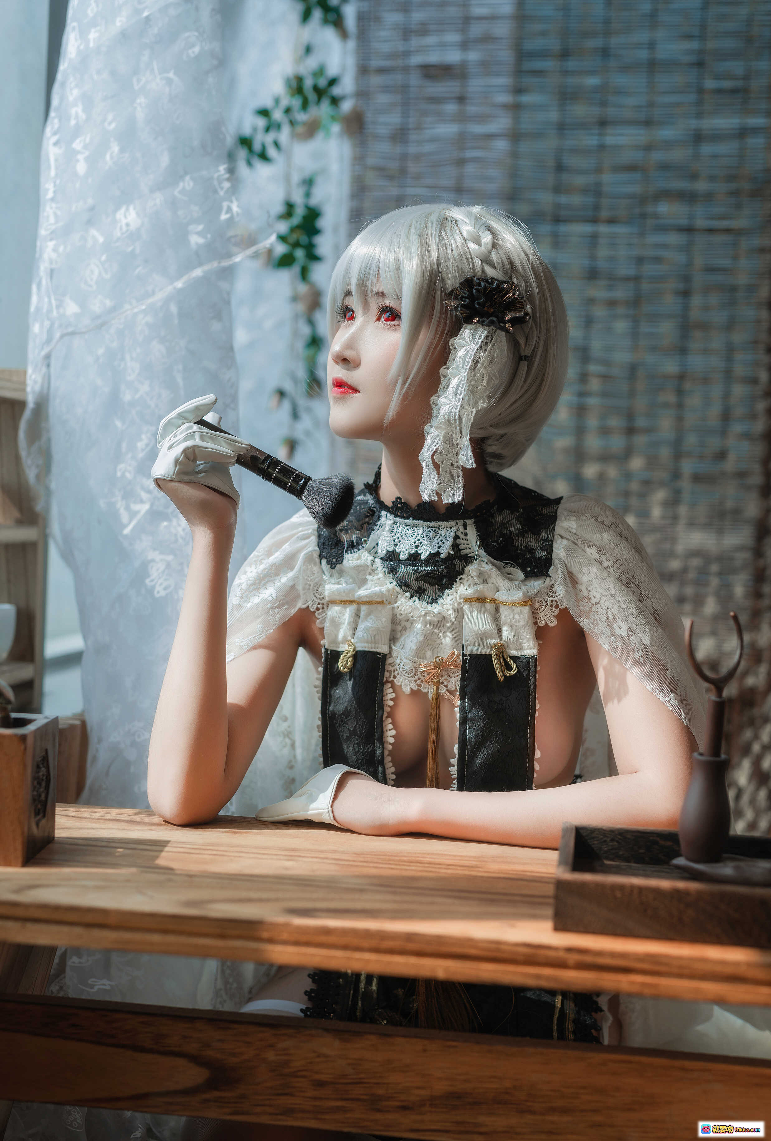 图片[2] - 三度_69 NO.054 天狼星 Cosplay 美少女 轻纱飘逸 黑金洛丽塔 跪姿写真 室内竹帘窗景 柔光氛围感 31P高清图集 - 就要吻