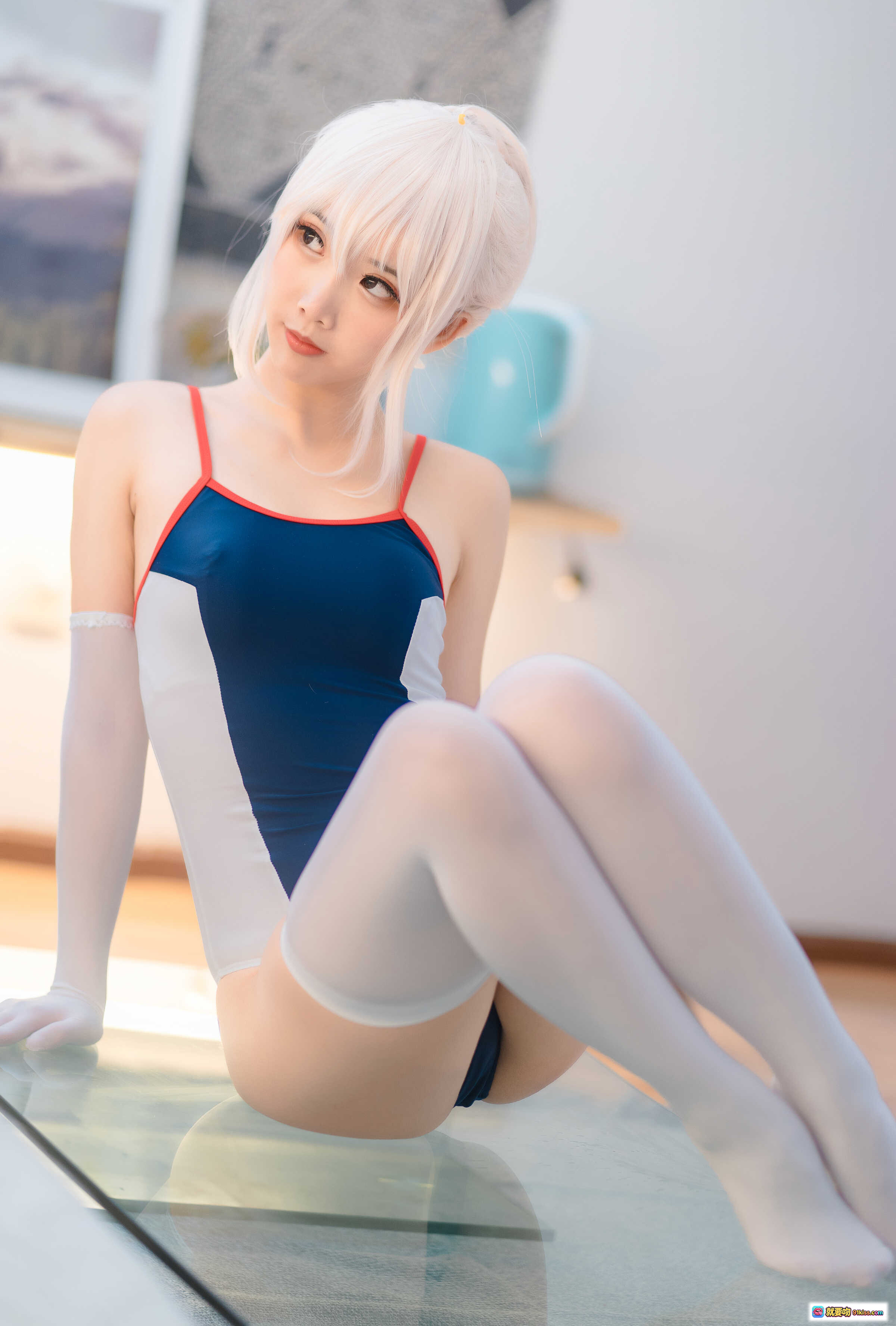 图片[4] - 面饼仙儿NO.057死库水面饼写真 22P高清美腿白丝蓝红泳装性感私房照 - 就要吻