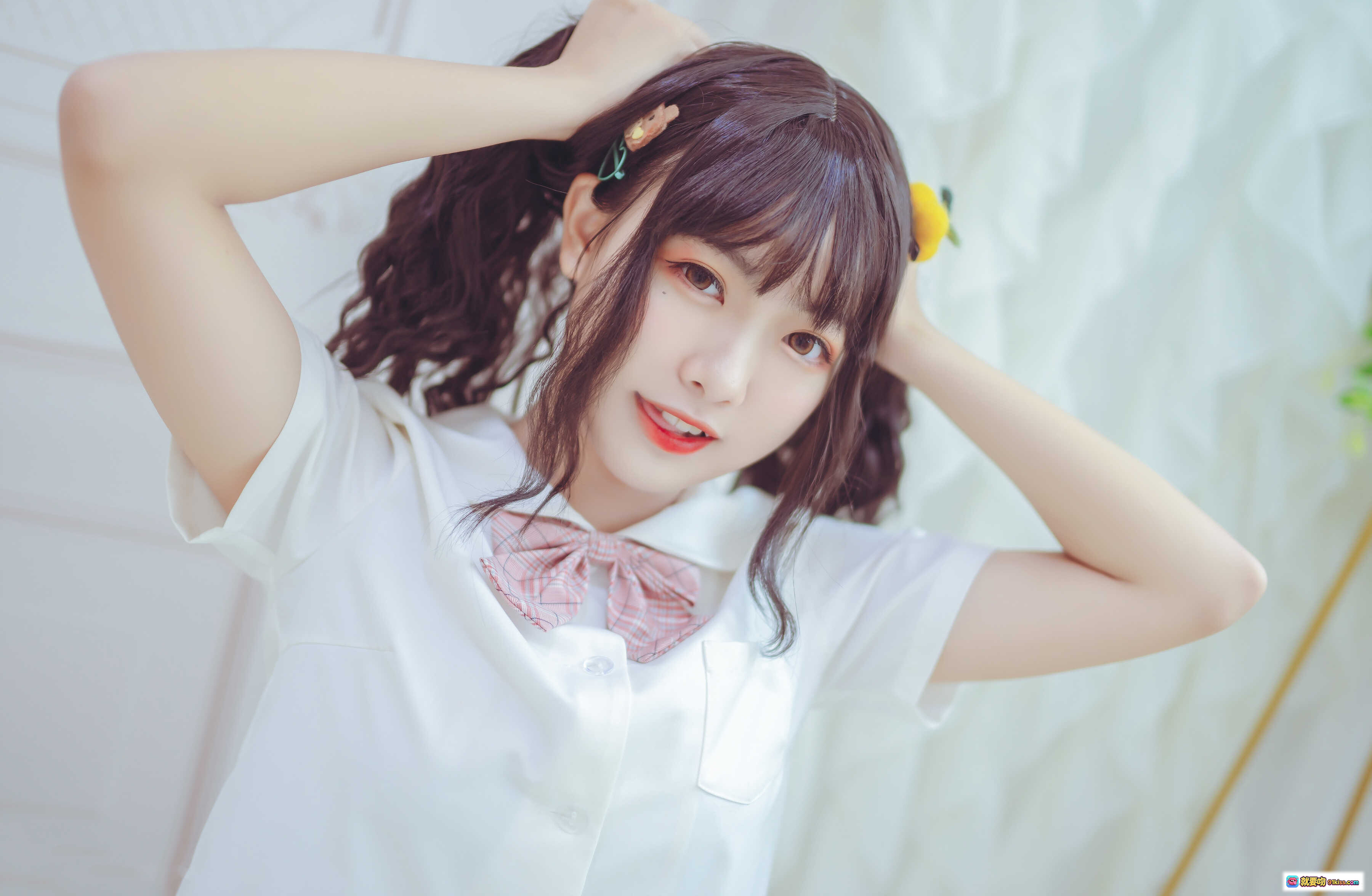 图片[2] - lovely呆玄NO.001过膝白丝少女写真｜粉色格裙+白色衬衫+可爱发饰｜清新甜美日系风格 - 就要吻