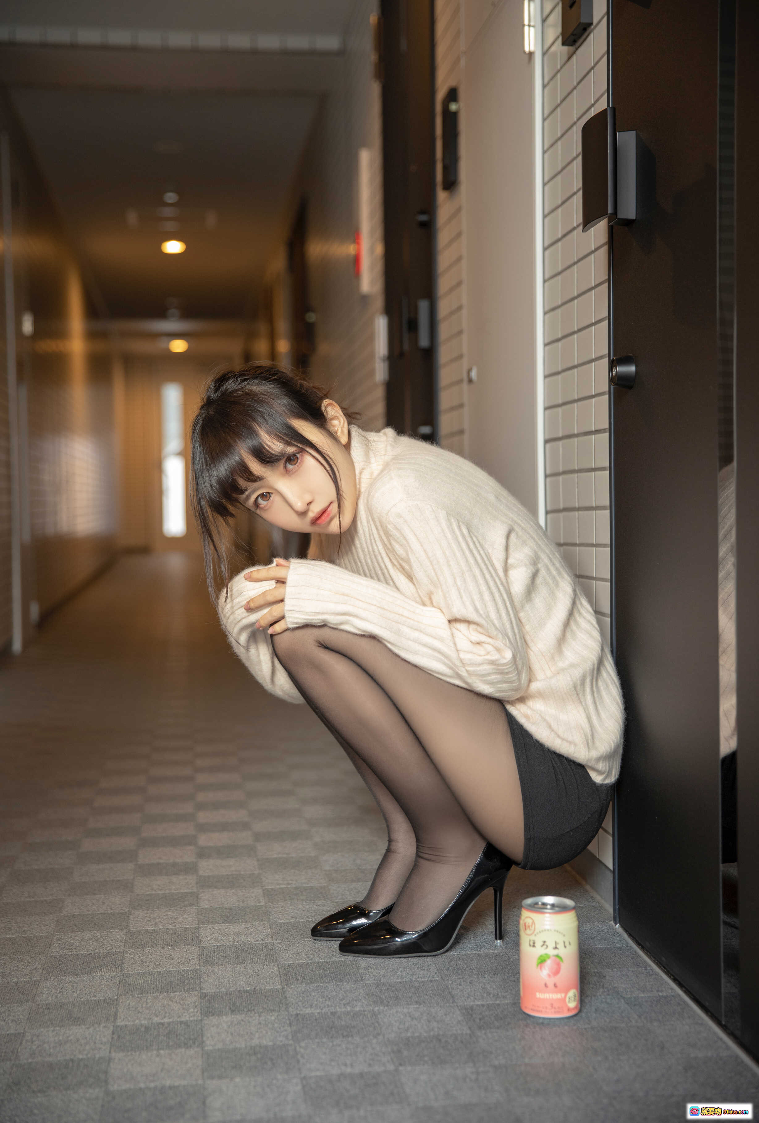 图片[4] - Shika小鹿鹿 NO.064 年上彼女 37P高清写真 白色毛衣黑丝美腿 甜美日系风格 无视频纯图包 - 就要吻