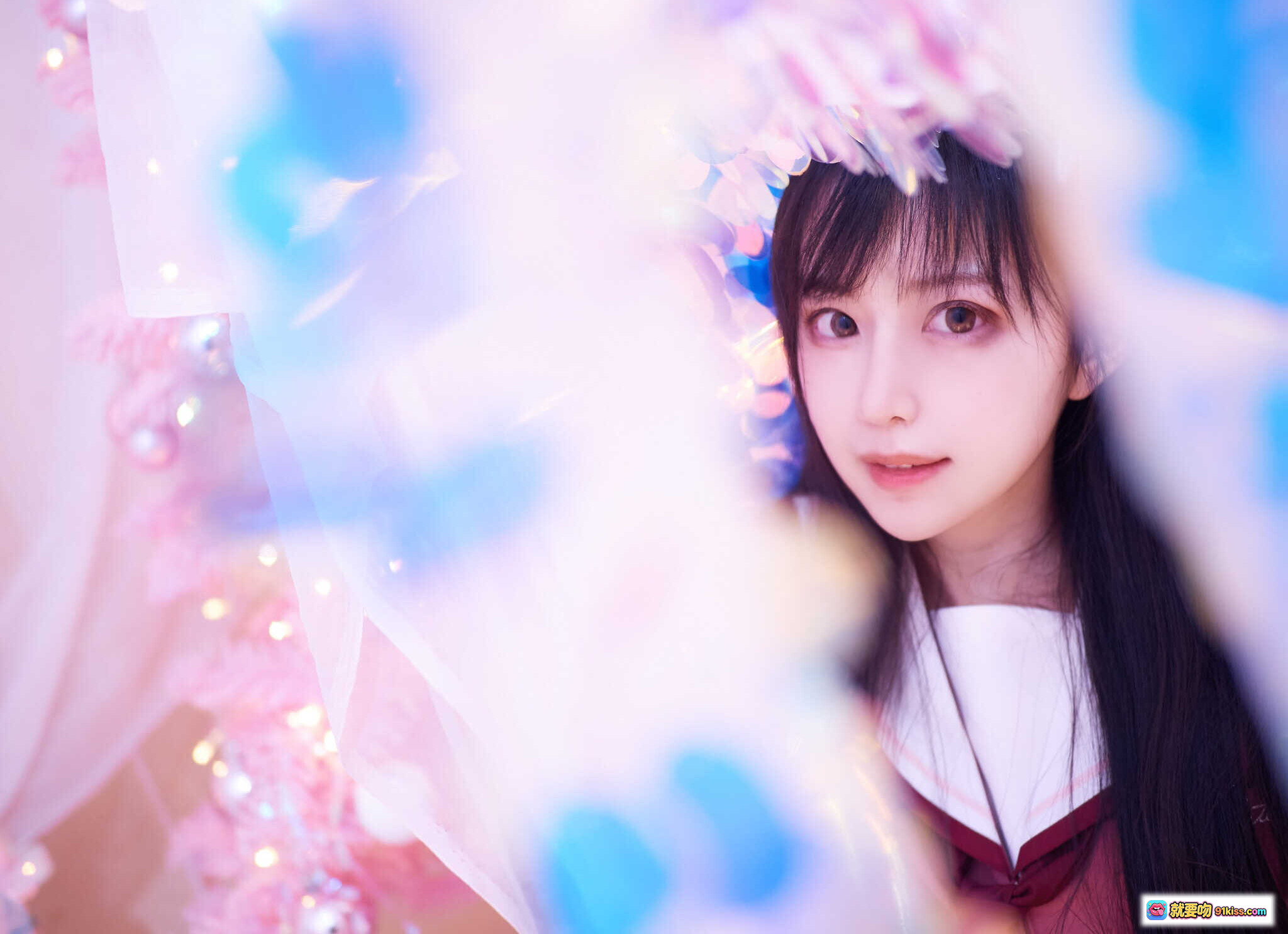 图片[10] - Shika小鹿鹿NO.029圣诞主题写真｜甜美少女躺卧光影梦幻场景｜格纹短裙+粉色系穿搭｜20P高清图集 - 就要吻