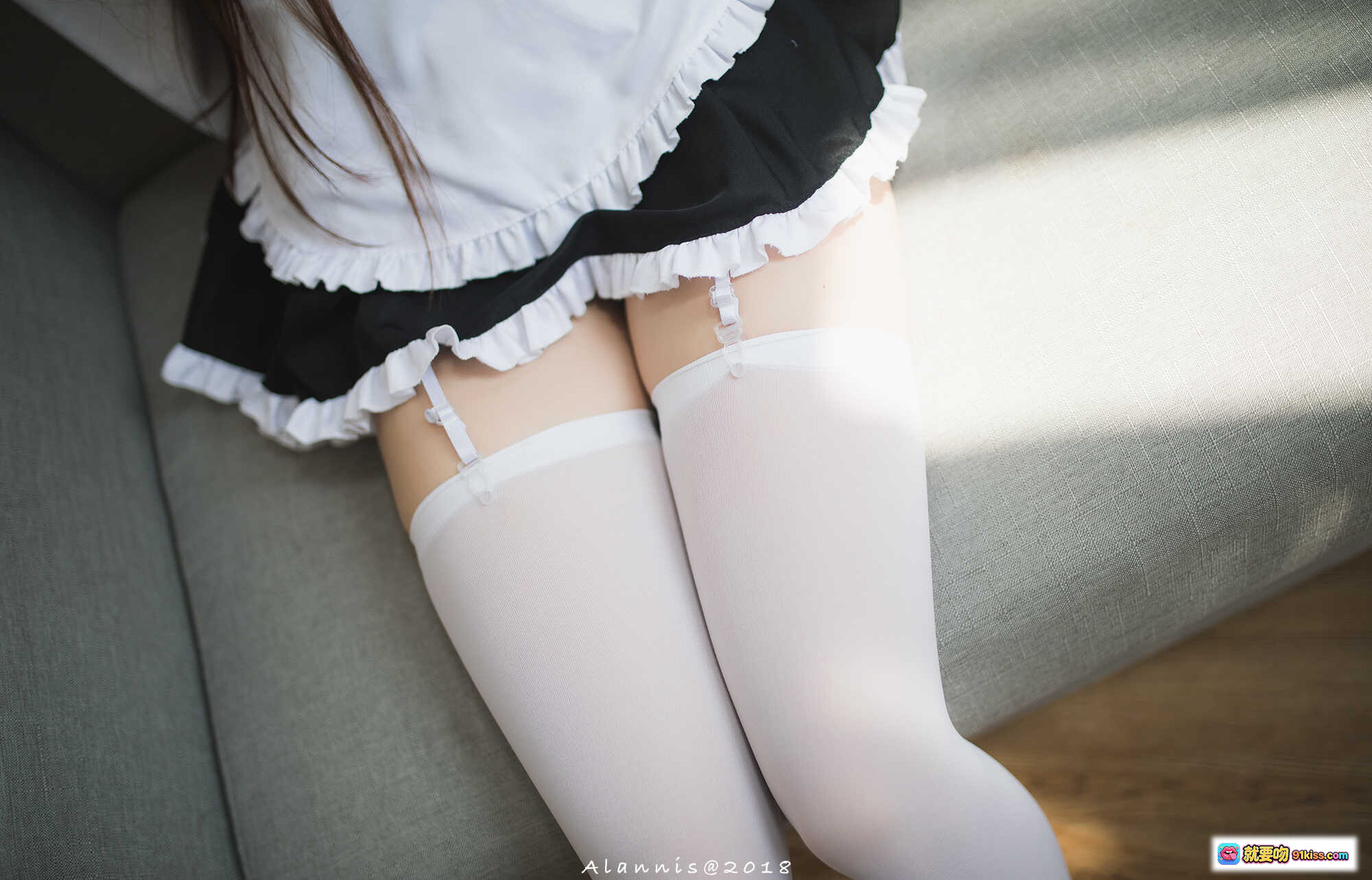 图片[2] - 五更百鬼_NO.018 女仆装白丝美腿蕾丝边写真 31P高清图集 2018年Alannis作品 - 就要吻