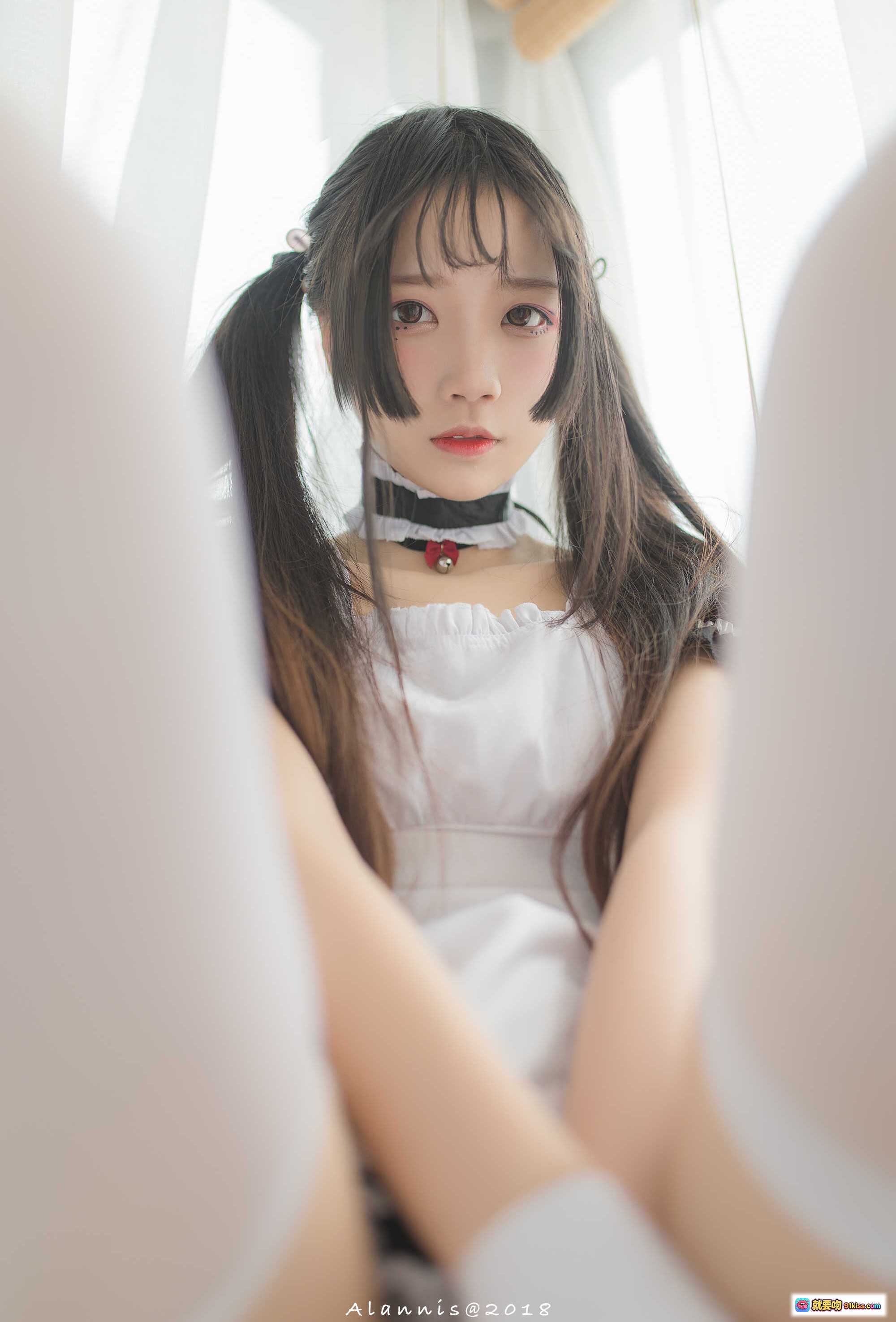 图片[8] - 五更百鬼_NO.018 女仆装白丝美腿蕾丝边写真 31P高清图集 2018年Alannis作品 - 就要吻