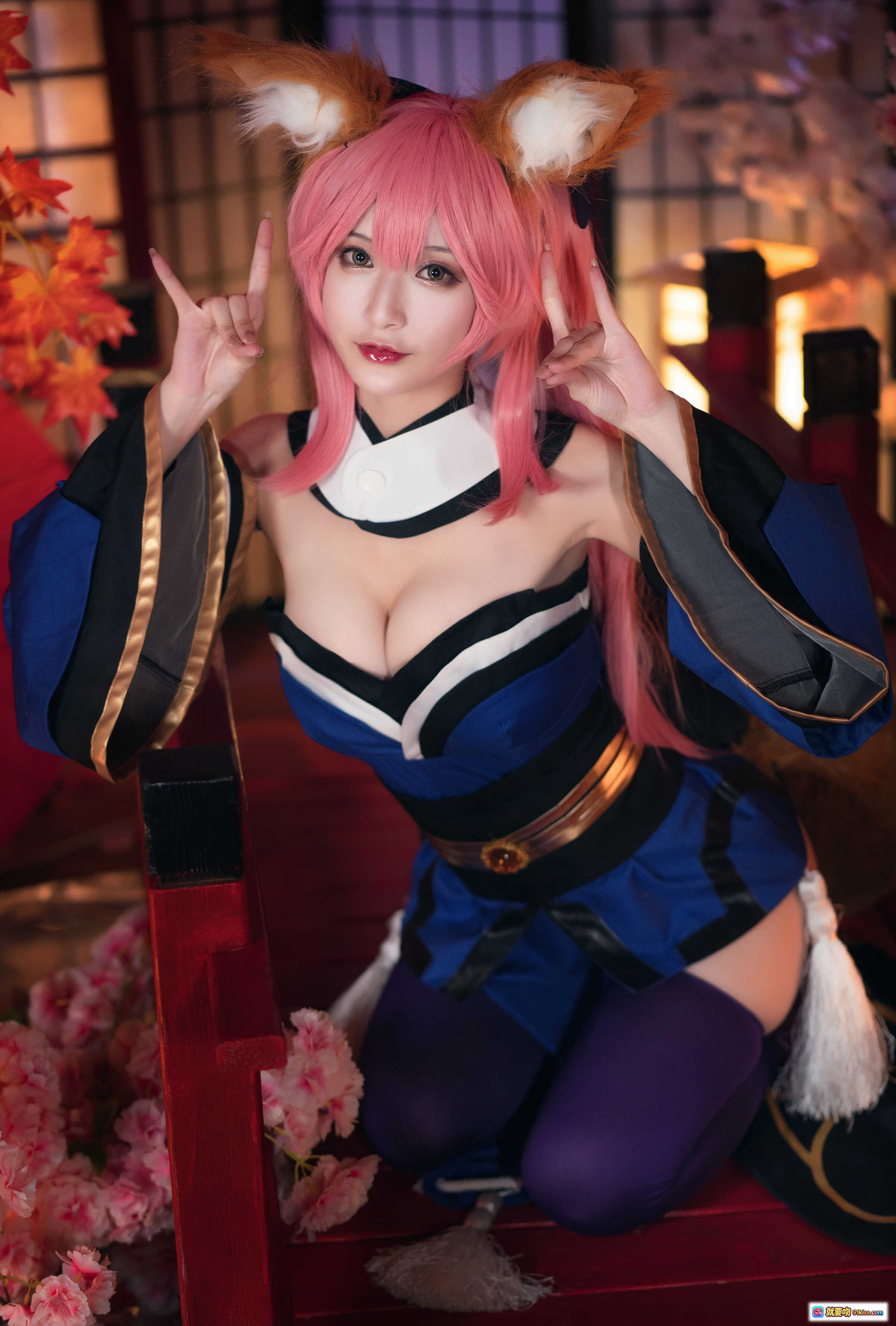 图片[5] - 玉藻前cosplay粉发狐耳黑金礼服暗黑教堂十字架写真集92P高清图包 - 就要吻