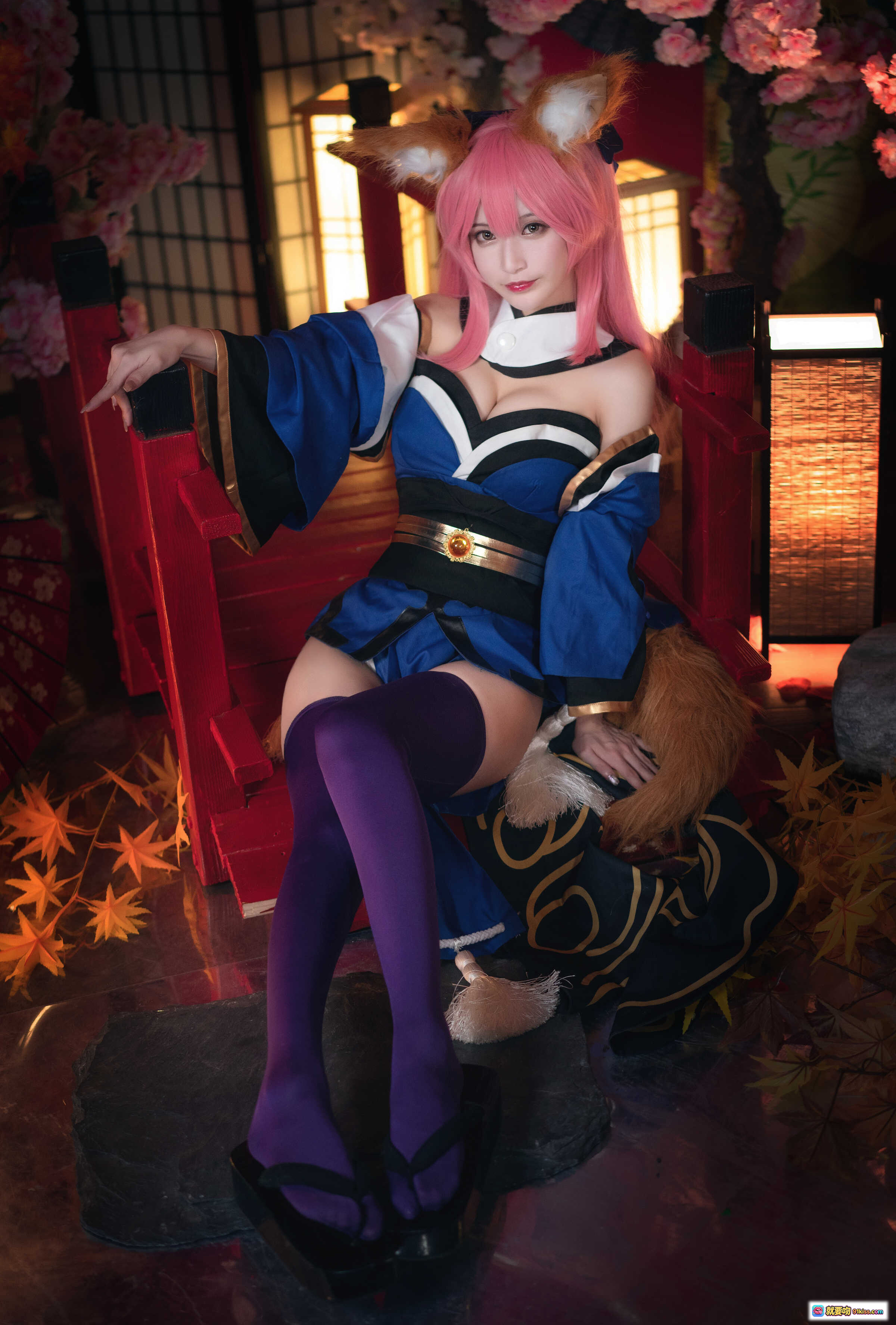 图片[6] - 玉藻前cosplay粉发狐耳黑金礼服暗黑教堂十字架写真集92P高清图包 - 就要吻