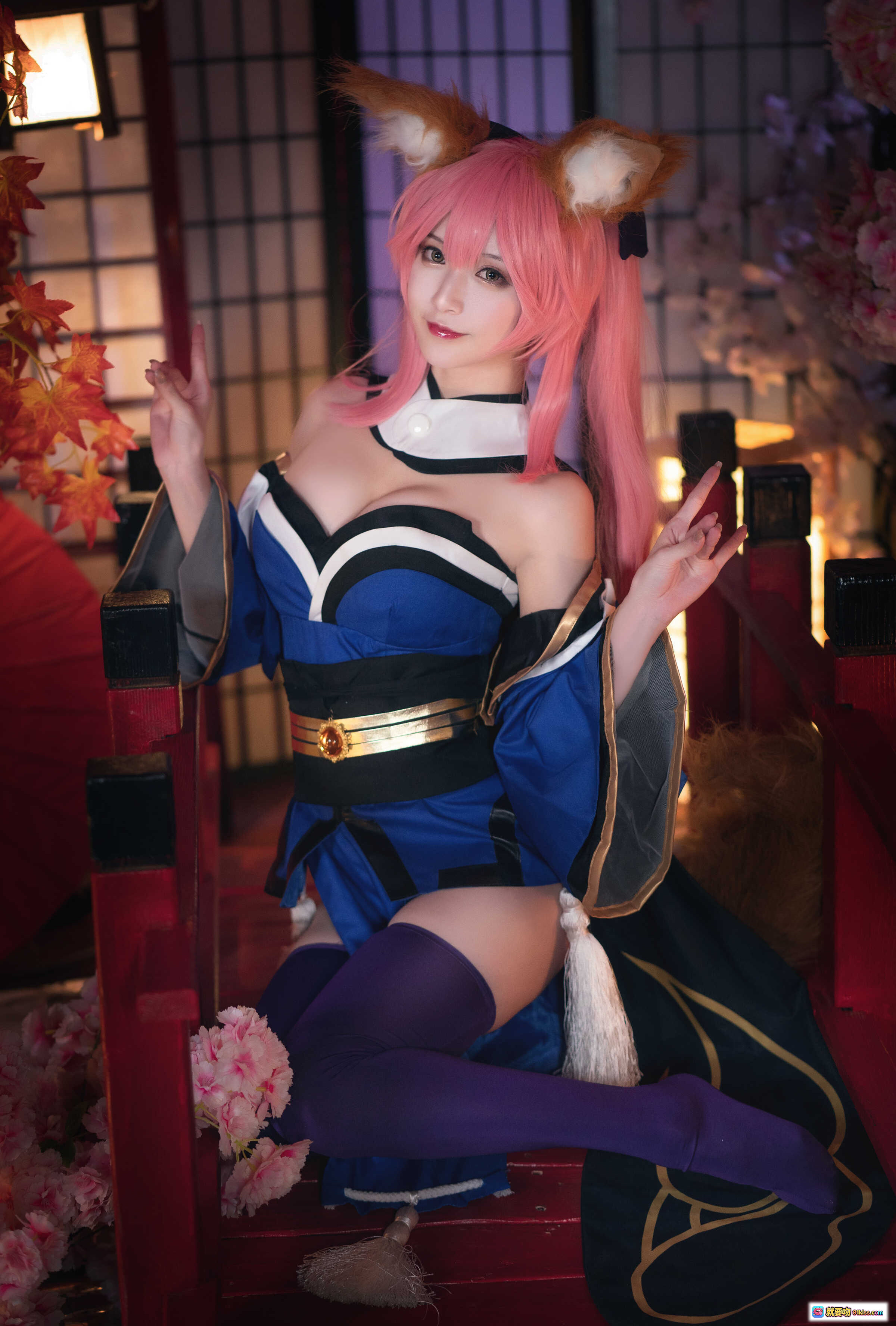 图片[9] - 玉藻前cosplay粉发狐耳黑金礼服暗黑教堂十字架写真集92P高清图包 - 就要吻