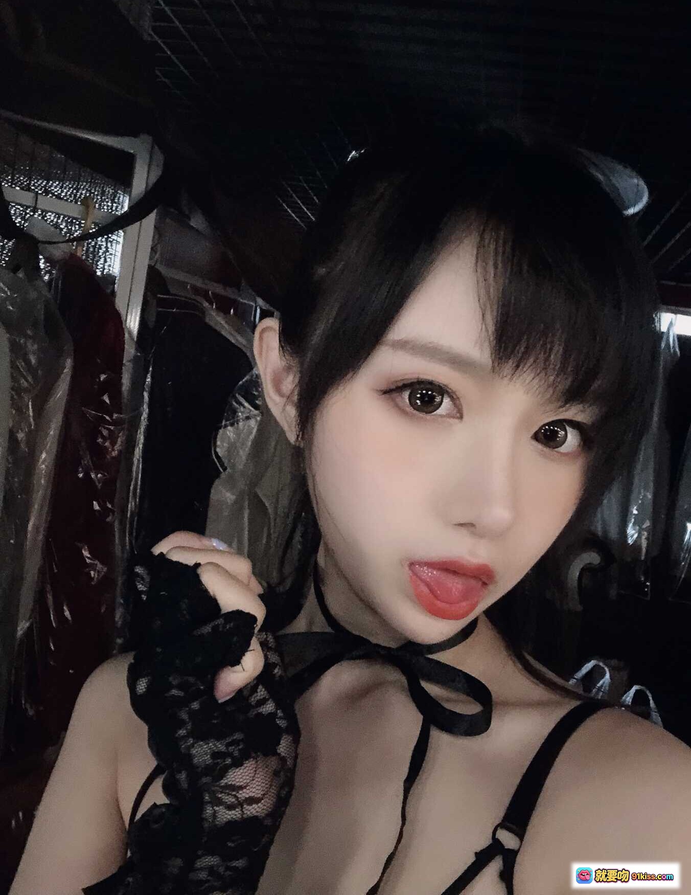 图片[8] - Shika小鹿鹿NO.057妄想天国自拍写真 黑色蕾丝吊带颈饰美少女私房照 12P高清图集 - 就要吻