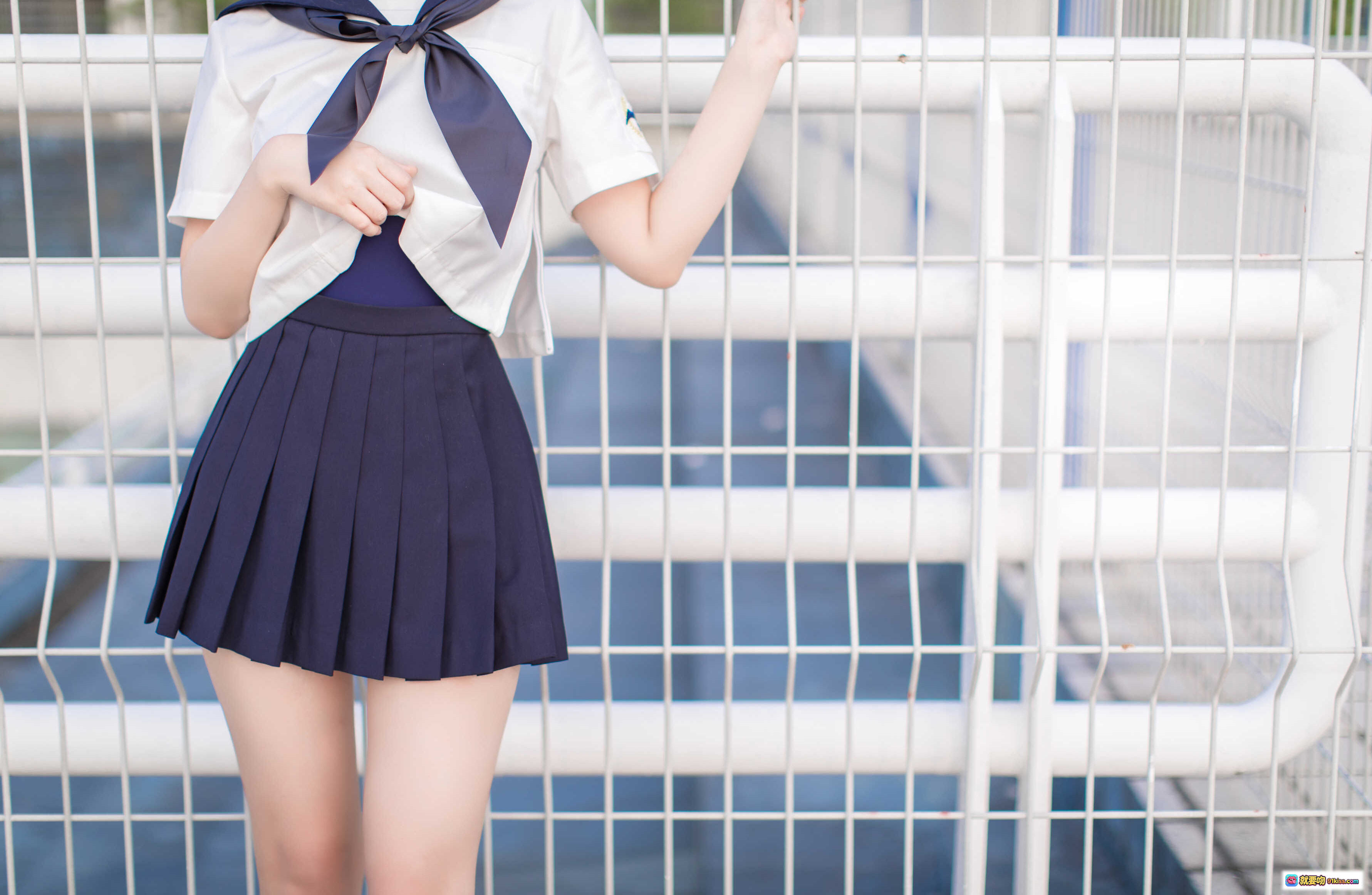 图片[2] - 雯妹不讲道理 NO.008 JK制服少女白袜黑鞋校园风写真20P高清图集 - 就要吻