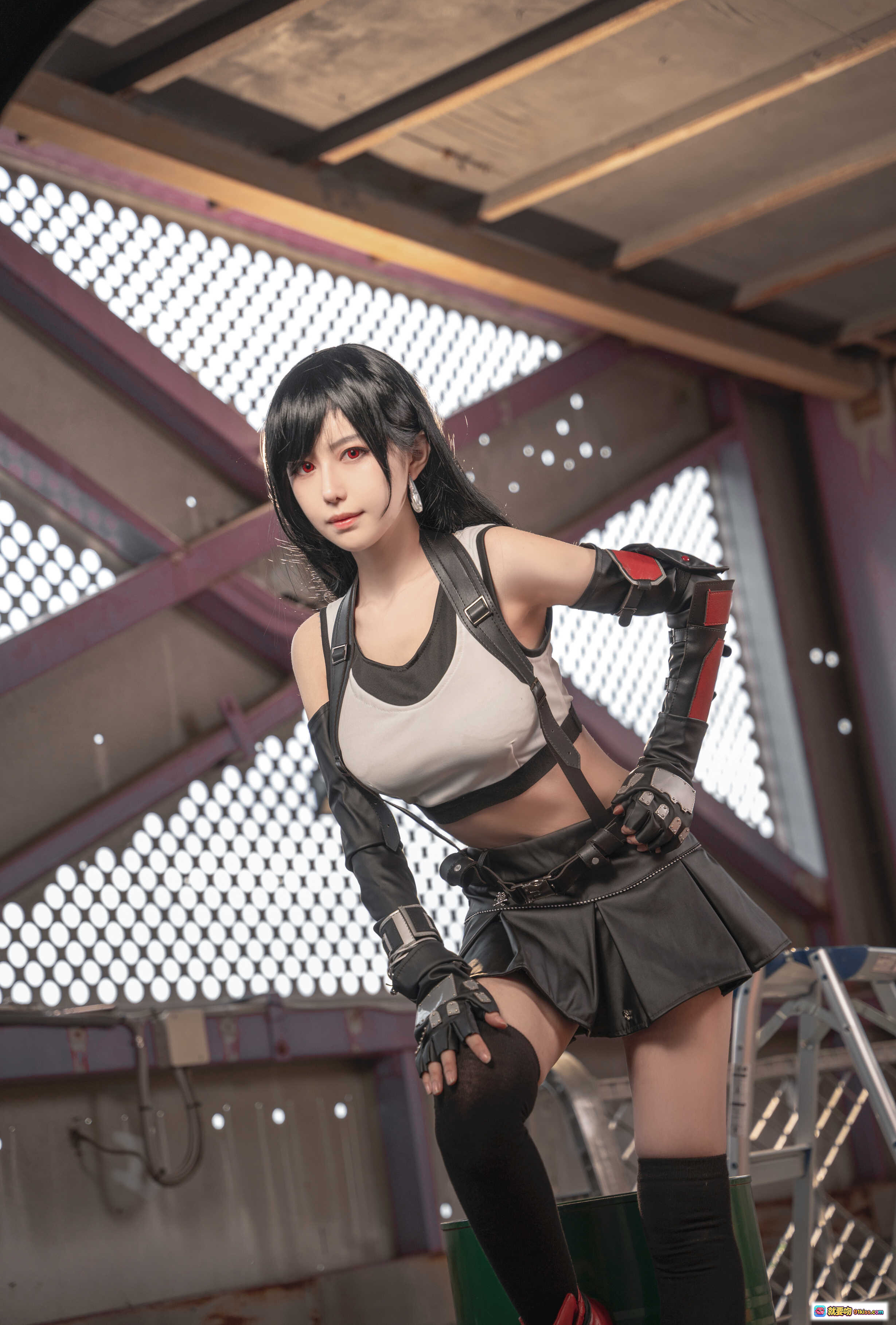 图片[3] - Shika小鹿鹿蒂法真爱版Cosplay写真 40P高清美图 红毯楼梯优雅坐姿 蓝色礼服性感迷人 二次元角色还原度高 - 就要吻