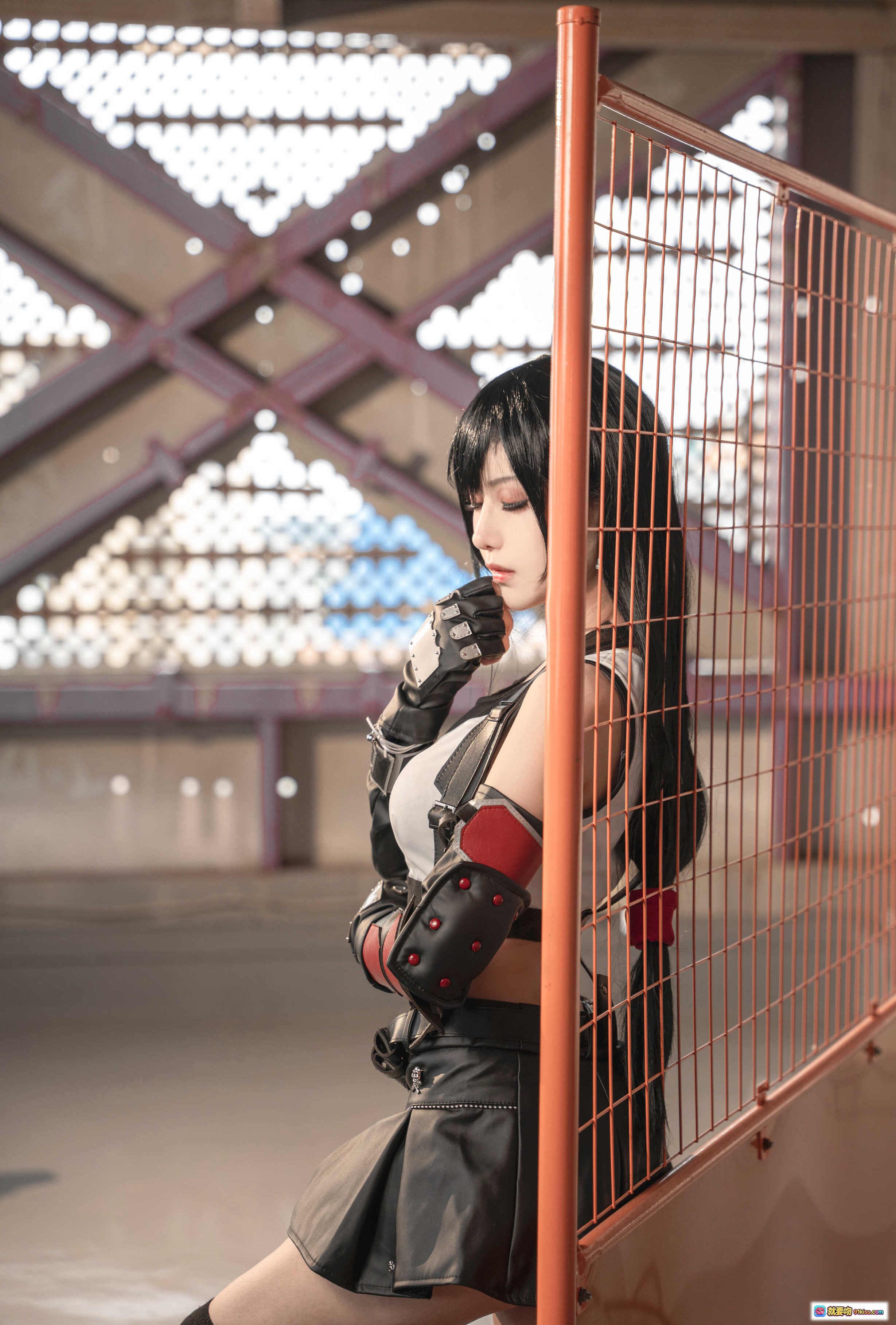 图片[6] - Shika小鹿鹿蒂法真爱版Cosplay写真 40P高清美图 红毯楼梯优雅坐姿 蓝色礼服性感迷人 二次元角色还原度高 - 就要吻