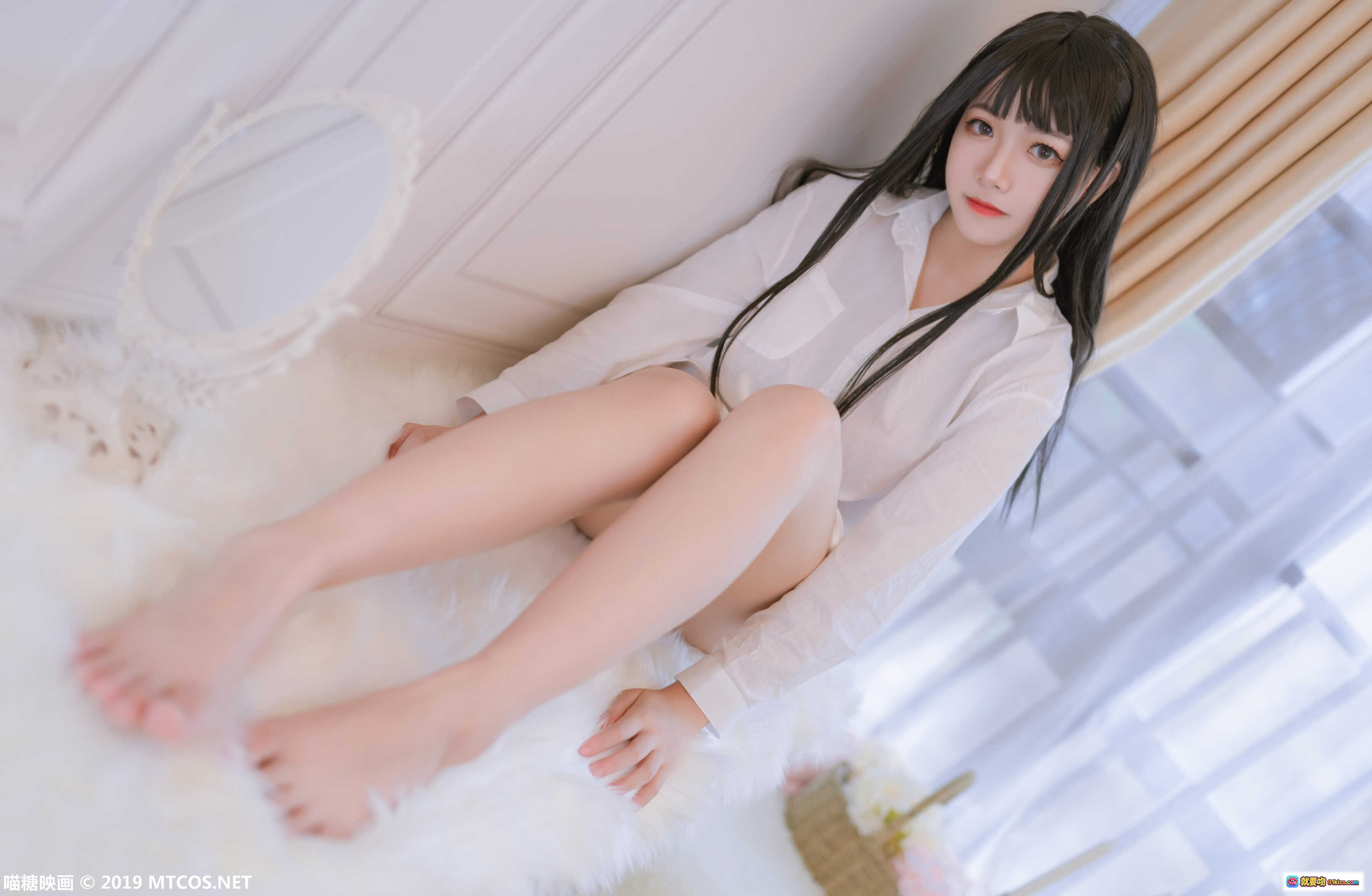 图片[6] - lovely呆玄NO.005男友衬衫写真 | 黑长直少女抱蓝兔玩偶 | 清新室内日系风格 | 40P高清图集 - 就要吻