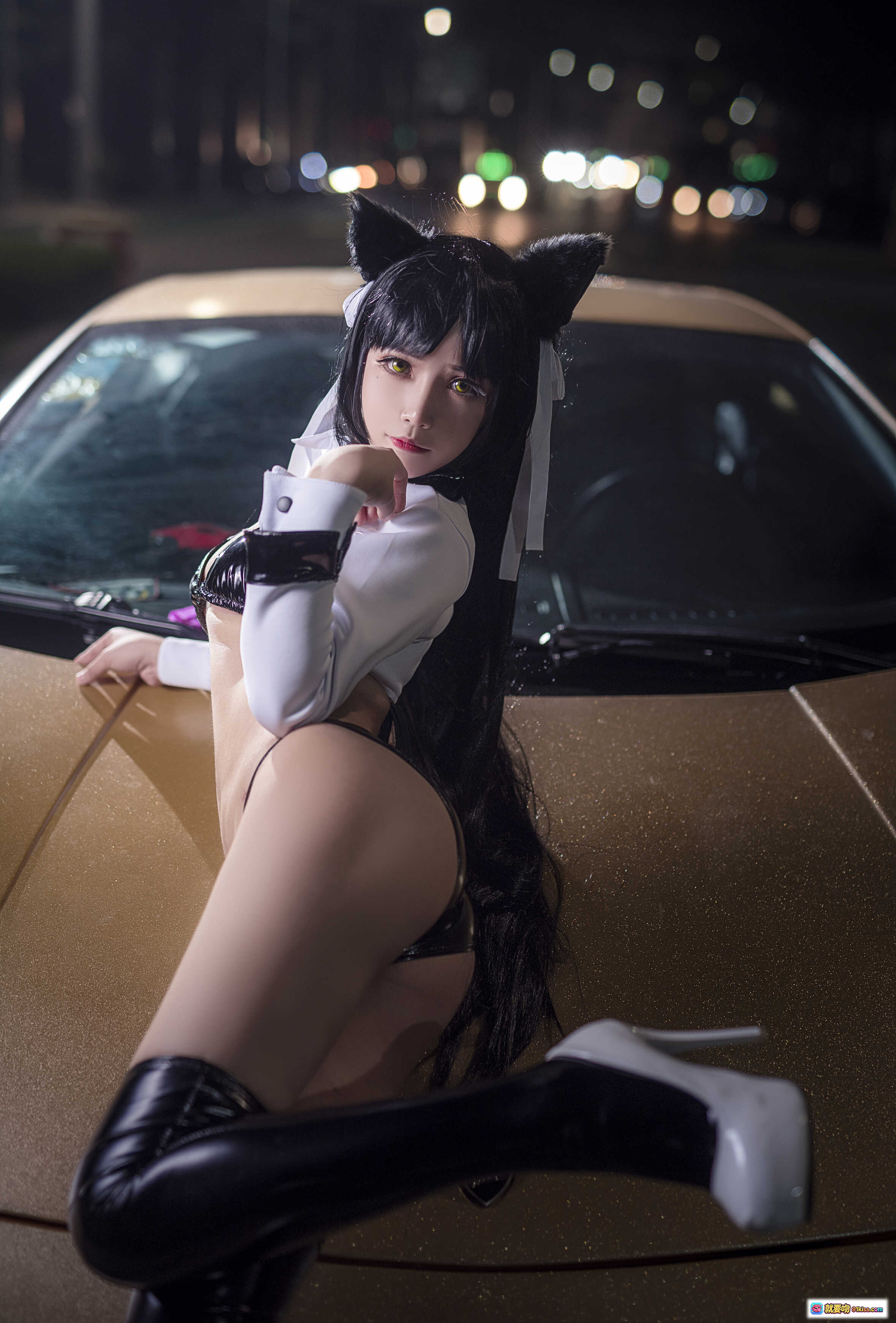 图片[7] - 抱走莫子A NO.009 爱宕 Cosplay 车内写真 22P 404MB 黑发女仆装 低胸诱惑 性感姿势 暗调光影 汽车内饰 氛围感大片 - 就要吻