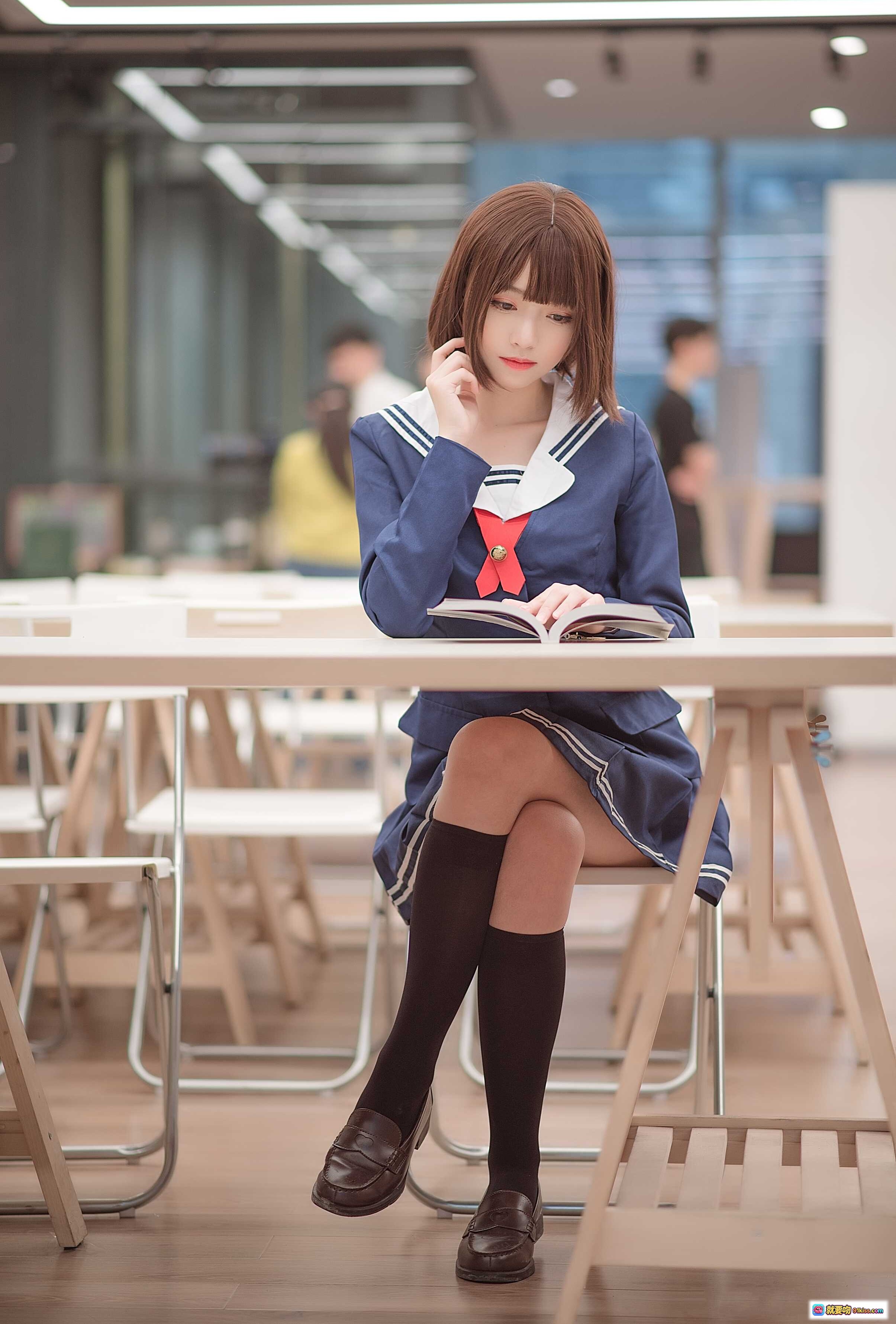 图片[10] - 加藤惠校服cosplay写真 | 蓝色水手服少女 | 短发齐刘海造型 | 日系校园风 | 高清19P图集 - 就要吻