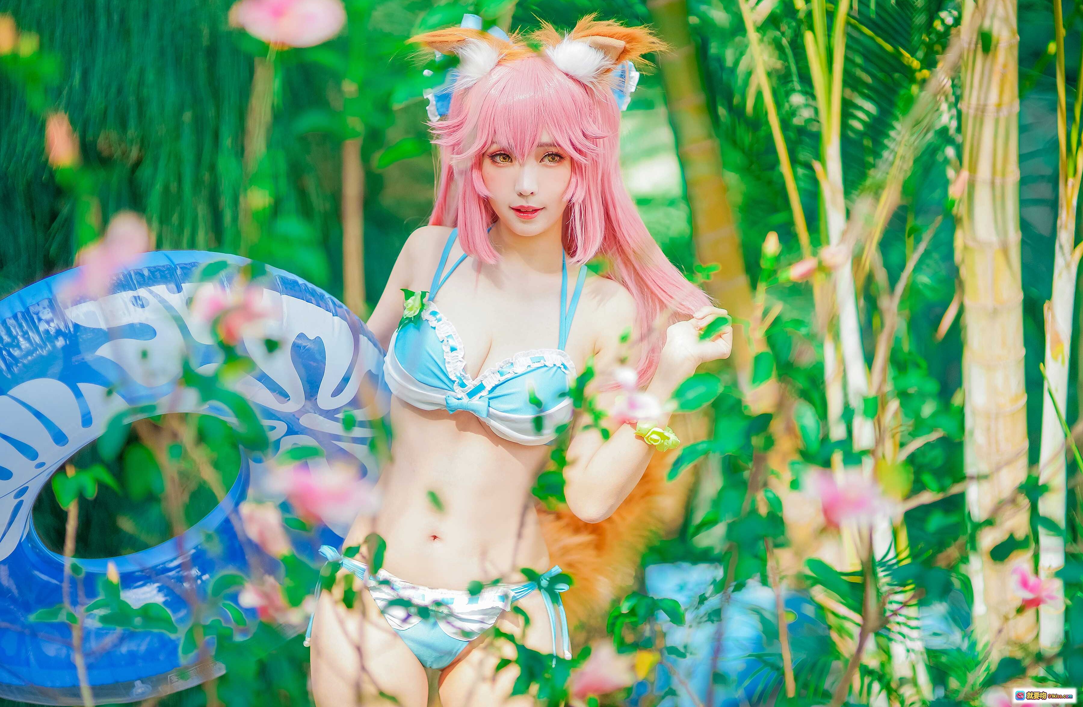 图片[5] - ElyEE子NO.046粉发兔耳泳装写真｜蓝色比基尼蕾丝边｜夏日沙滩风情Cosplay美图 - 就要吻