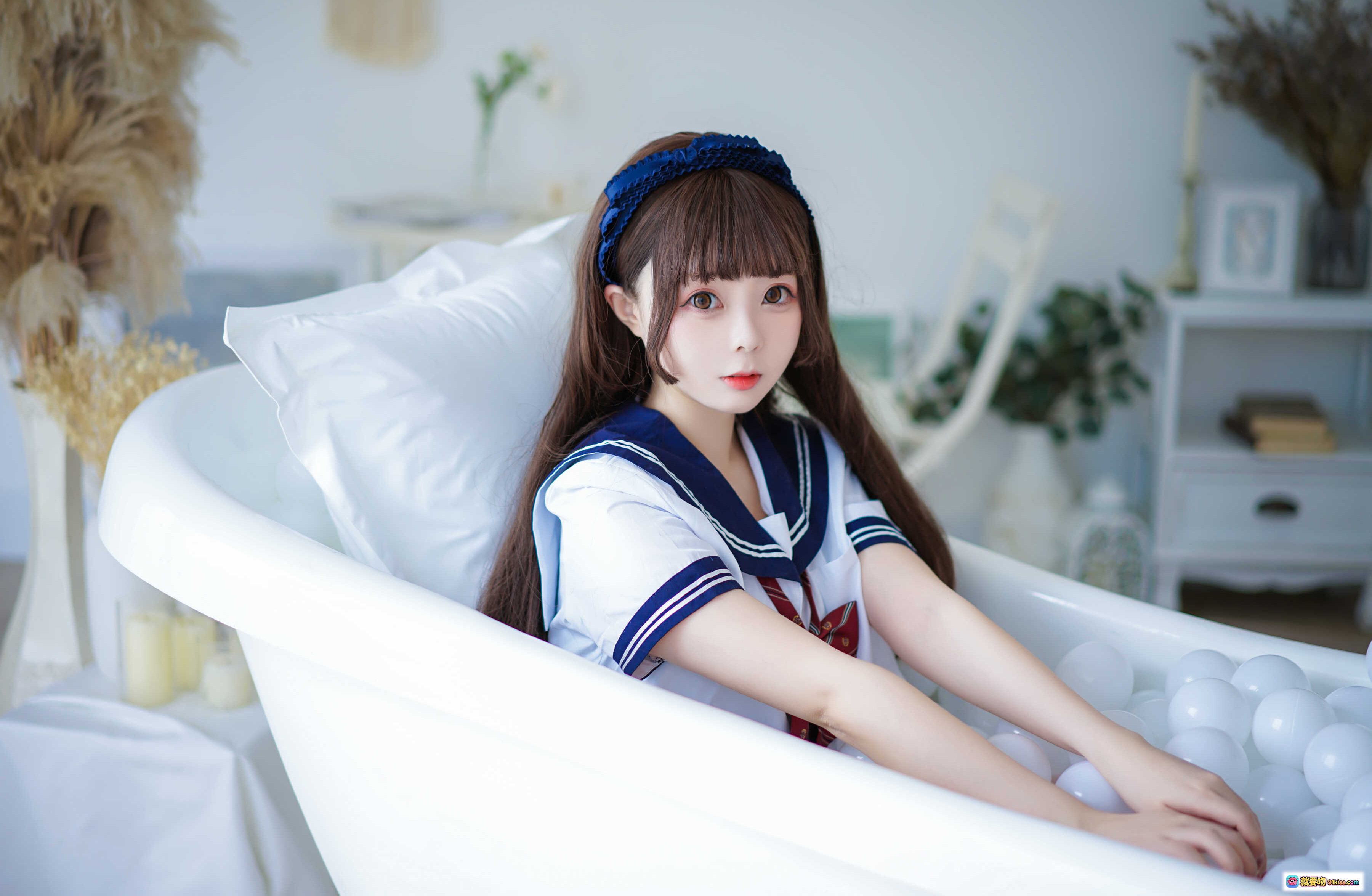 图片[2] - 日奈娇NO.028制服死库水写真 40P高清美腿白丝少女坐姿私房照 - 就要吻