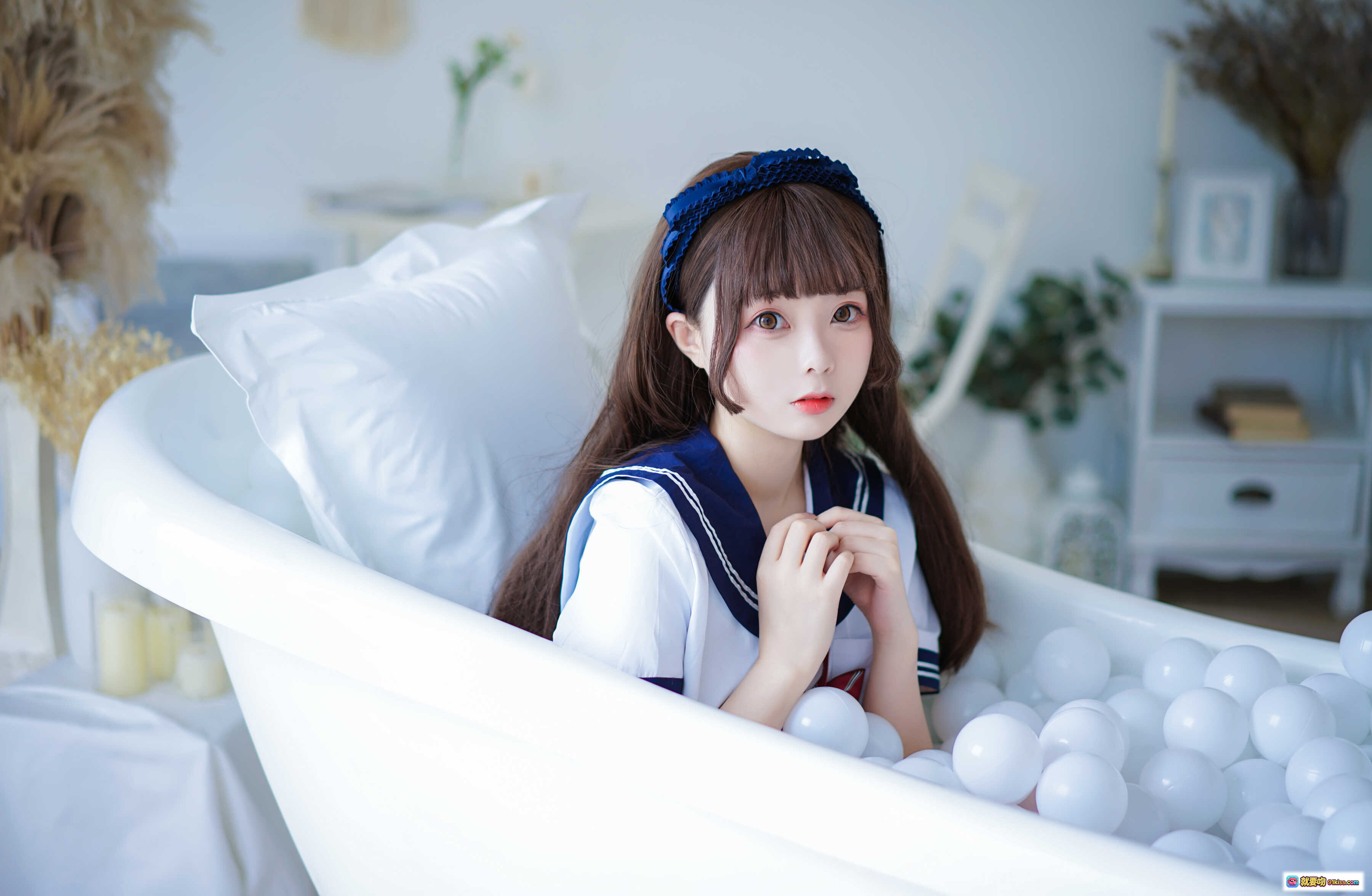 图片[8] - 日奈娇NO.028制服死库水写真 40P高清美腿白丝少女坐姿私房照 - 就要吻