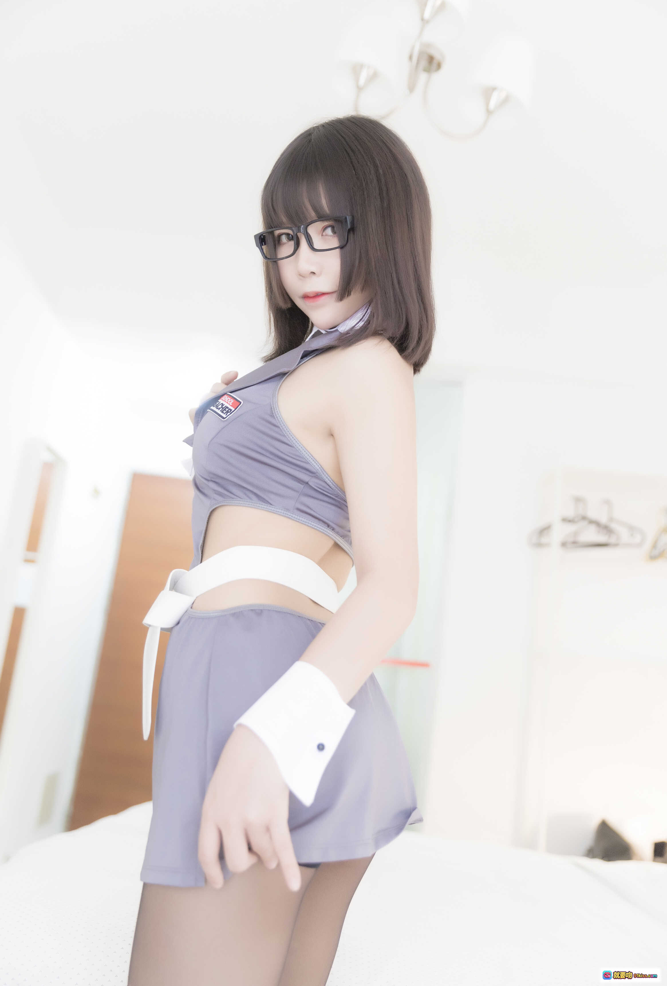 图片[3] - 抱走莫子A NO.002 黑丝美腿教师制服写真 45P高清图集 优雅眼镜少女 Cosplay 时尚性感穿搭 - 就要吻