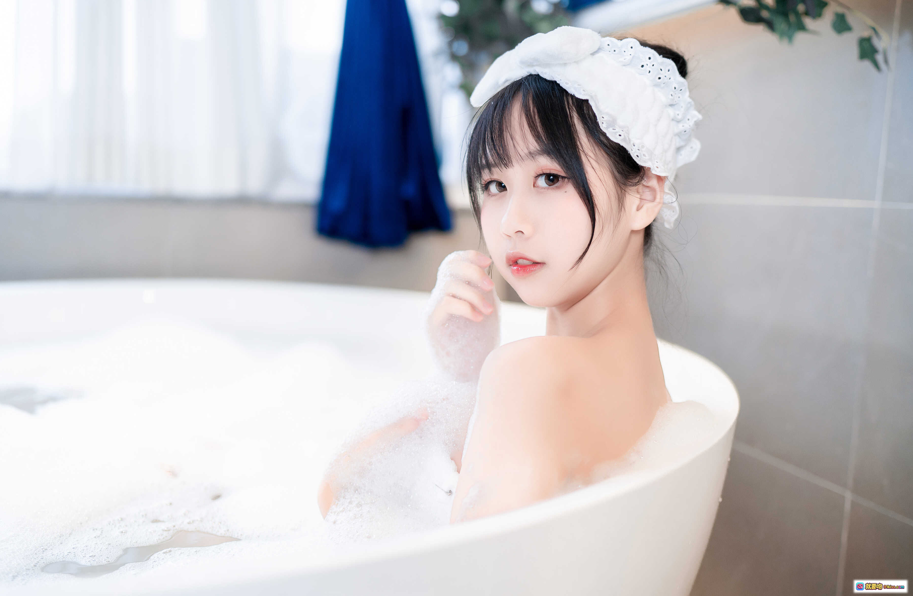 图片[10] - 萌芽儿o0 NO.011 浴巾写真 27P高清美腿特写 浴室私房性感诱惑 无视频纯图包 - 就要吻