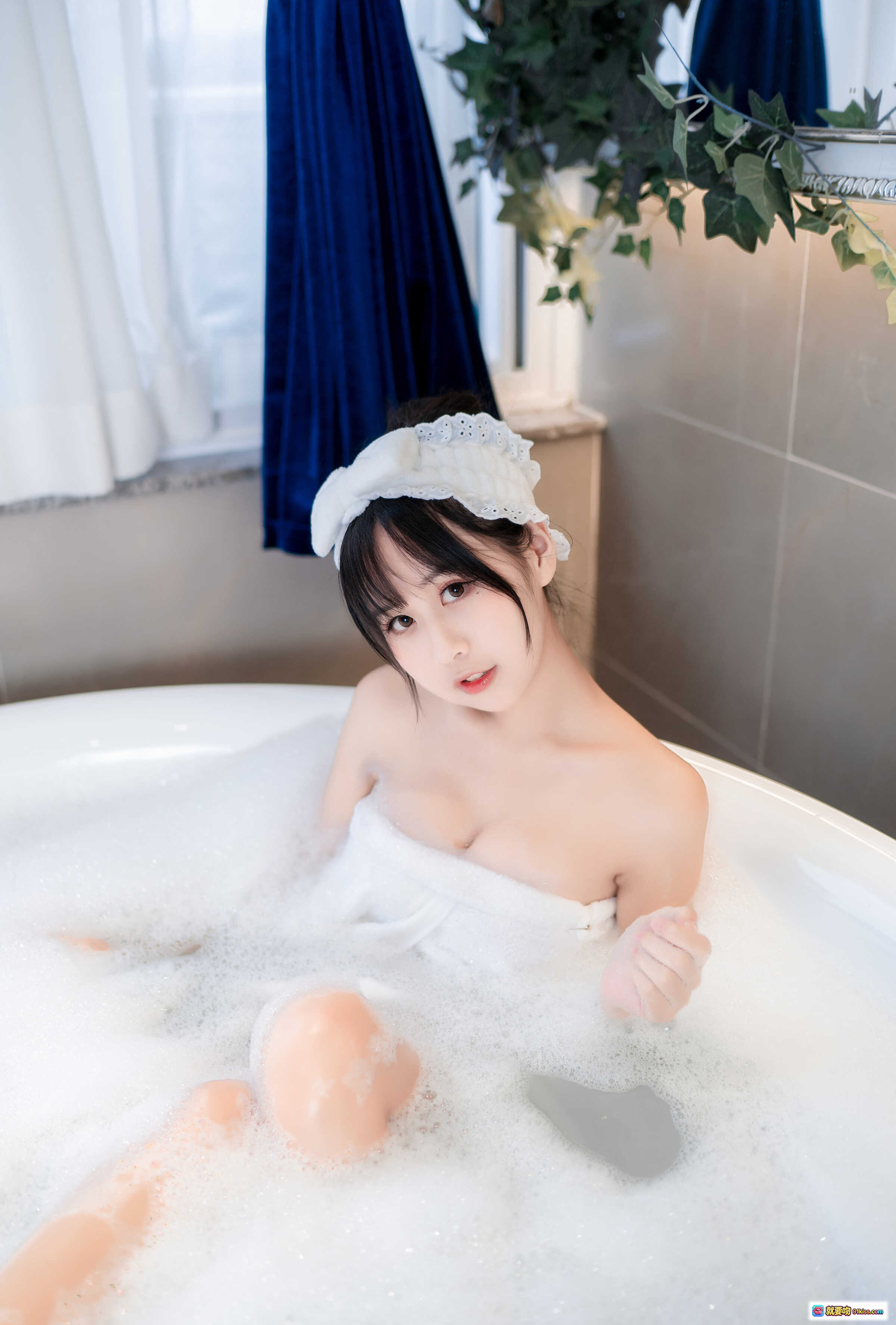 图片[4] - 萌芽儿o0 NO.011 浴巾写真 27P高清美腿特写 浴室私房性感诱惑 无视频纯图包 - 就要吻