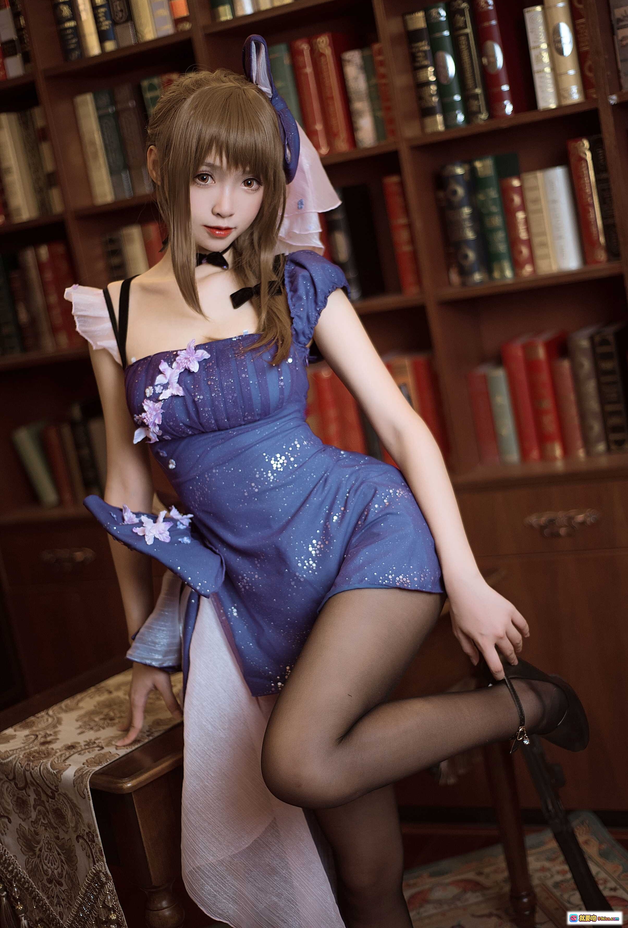 图片[2] - 大大卷卷小卷NO.004 K2黎明之前.ver 紫色洛丽塔女仆装 Cosplay写真 优雅跪姿 花艺背景 复古枪械道具 镜子窗景 室内唯美摄影 13P-50MB - 就要吻