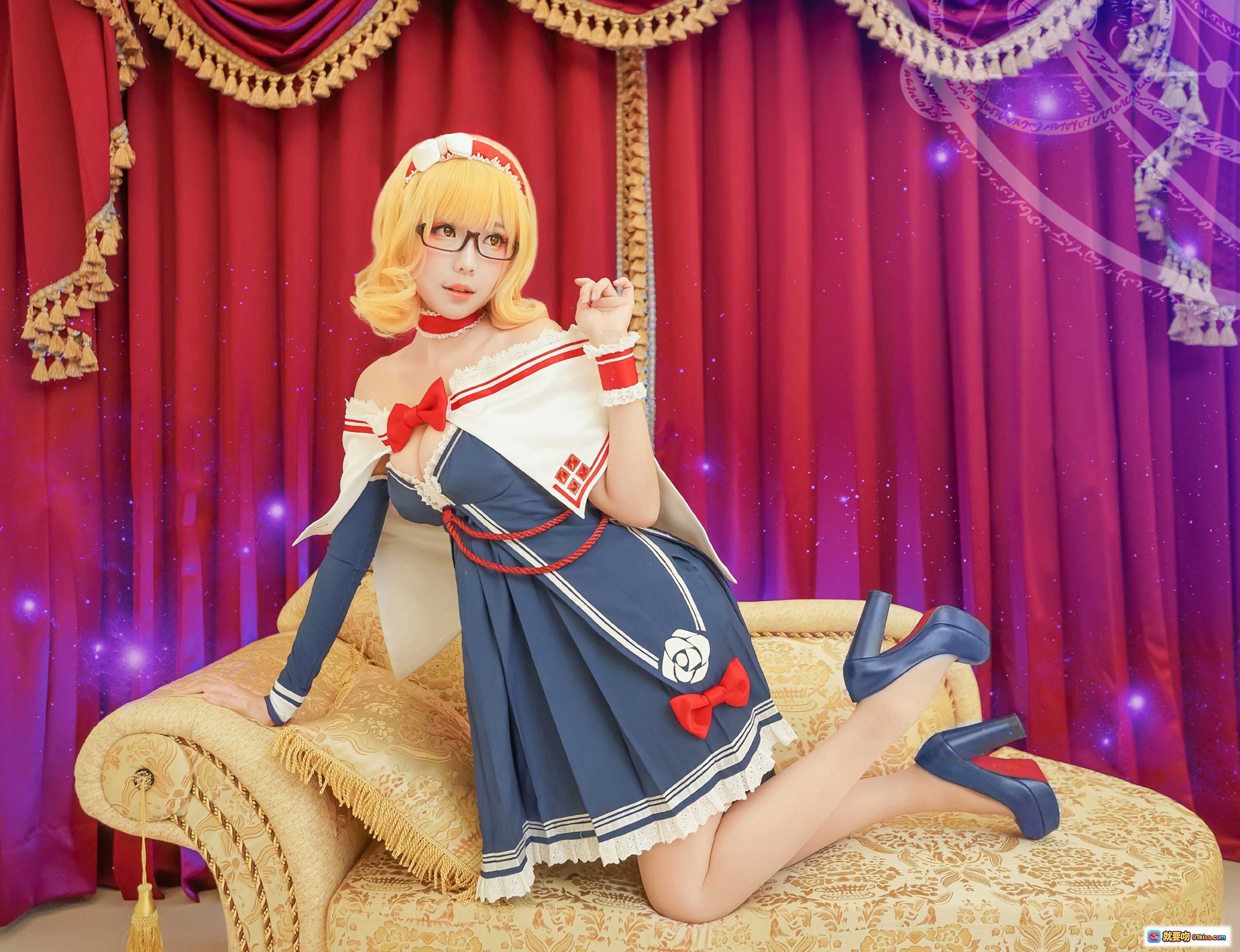 图片[9] - ElyEE子 NO.057 萝莉金发眼镜娘cosplay 蓝白水手服高跟鞋 沙发写真 甜美性感二次元角色扮演 - 就要吻