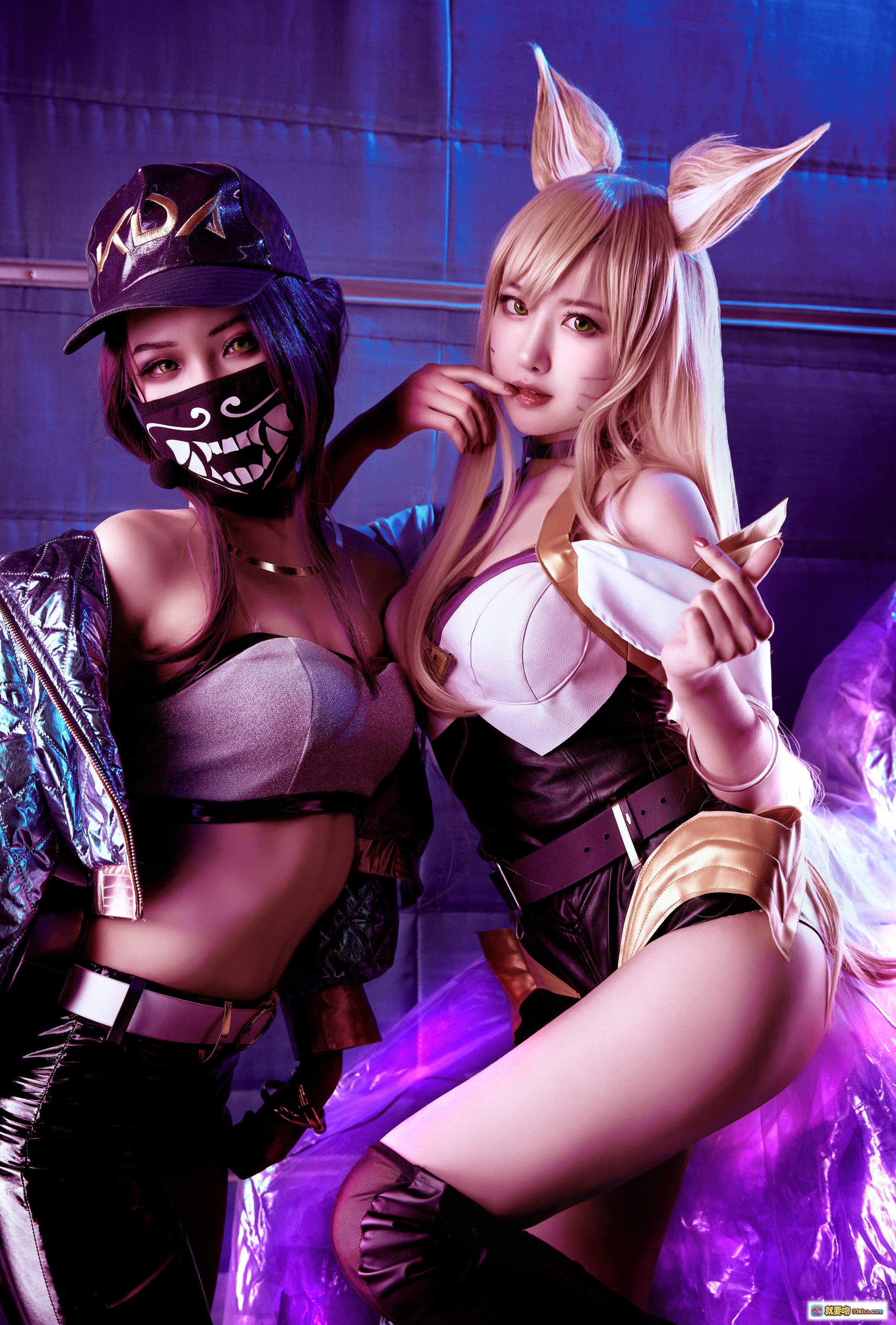 图片[8] - Shika小鹿鹿NO.007阿狸Cosplay写真｜紫色长发+骷髅口罩+金属夹克+皮短裤+时尚街拍风 - 就要吻