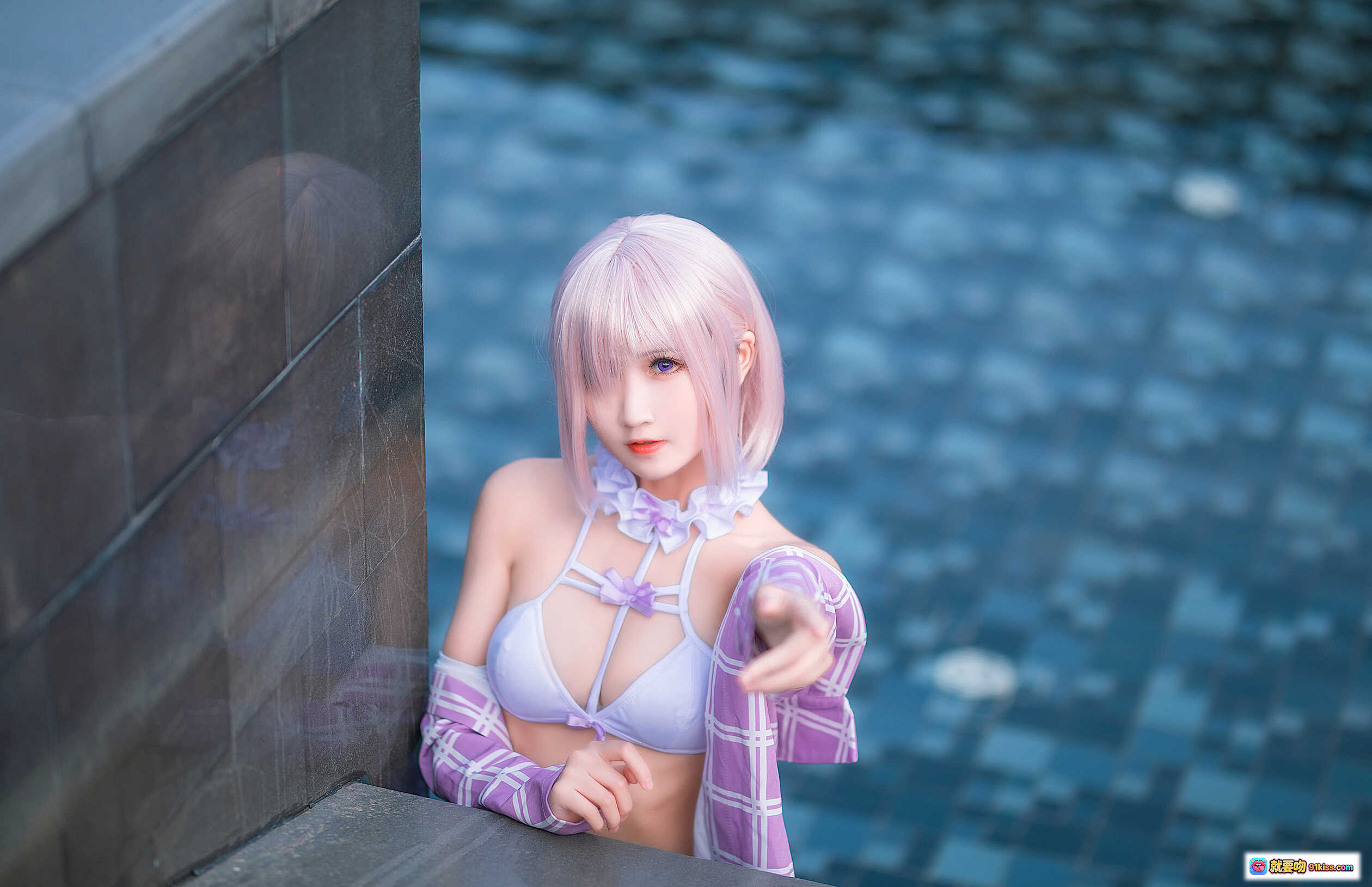 图片[2] - 玛修泳装写真特辑｜清澈泳池足尖水滴瞬间｜夏日清凉感十足｜41P高清图集 - 就要吻