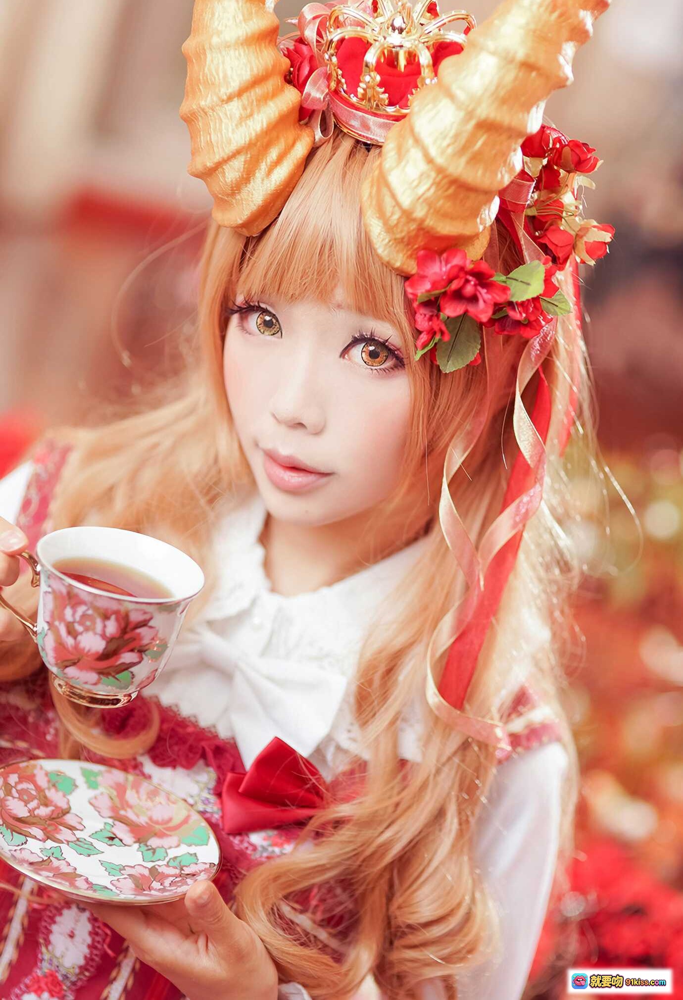 图片[8] - ElyEE子NO.001 午茶角少女华丽洛丽塔写真 金色鹿角头饰 精致蕾丝洋装 甜美日系风格 优雅下午茶主题 梦幻宫廷风造型 - 就要吻