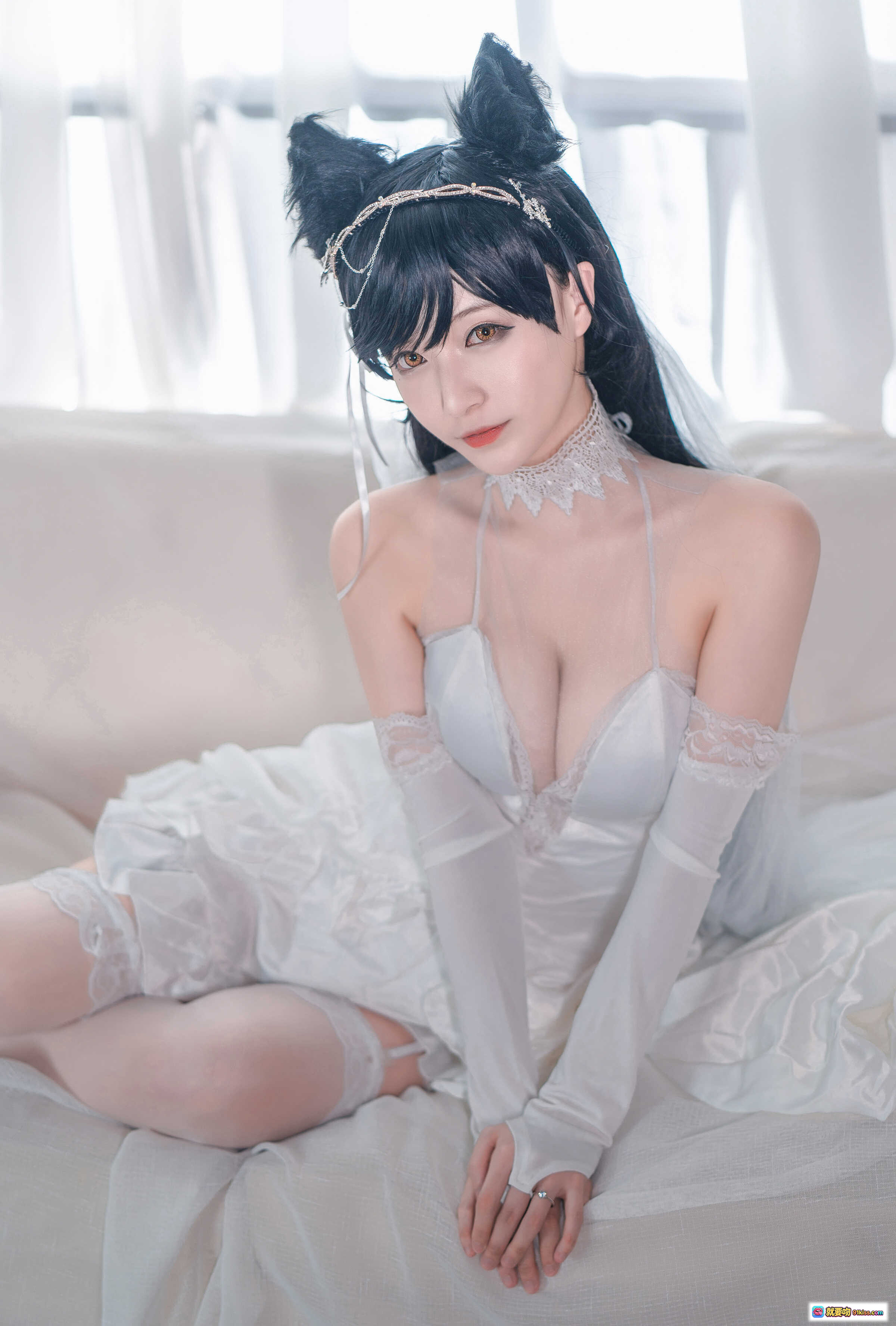 图片[5] - 铁板烧鬼舞w爱宕1新娘cosplay写真 – 白色婚纱猫耳头饰蕾丝手套玫瑰花束优雅坐姿29P高清图集 - 就要吻