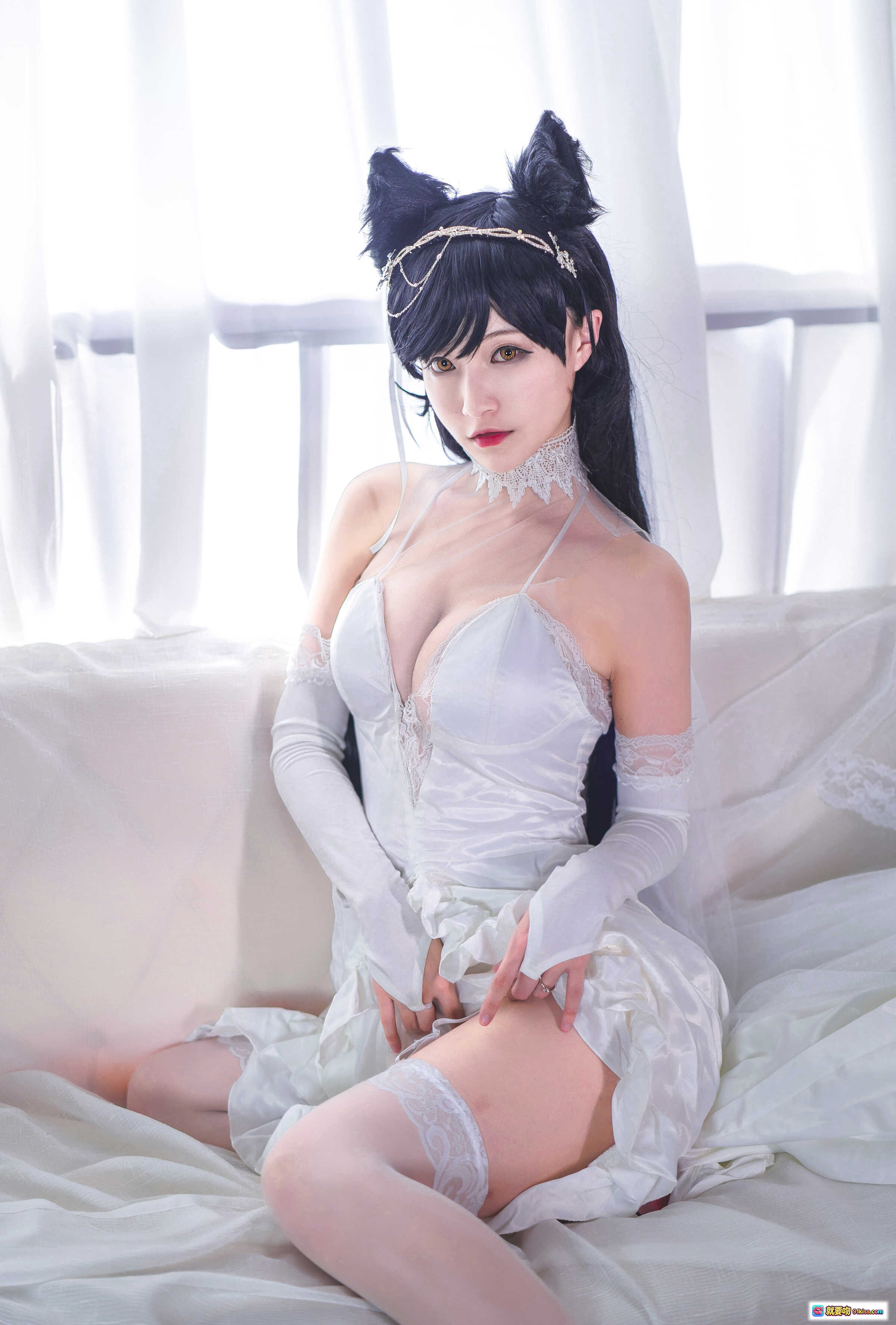 图片[10] - 铁板烧鬼舞w爱宕1新娘cosplay写真 – 白色婚纱猫耳头饰蕾丝手套玫瑰花束优雅坐姿29P高清图集 - 就要吻