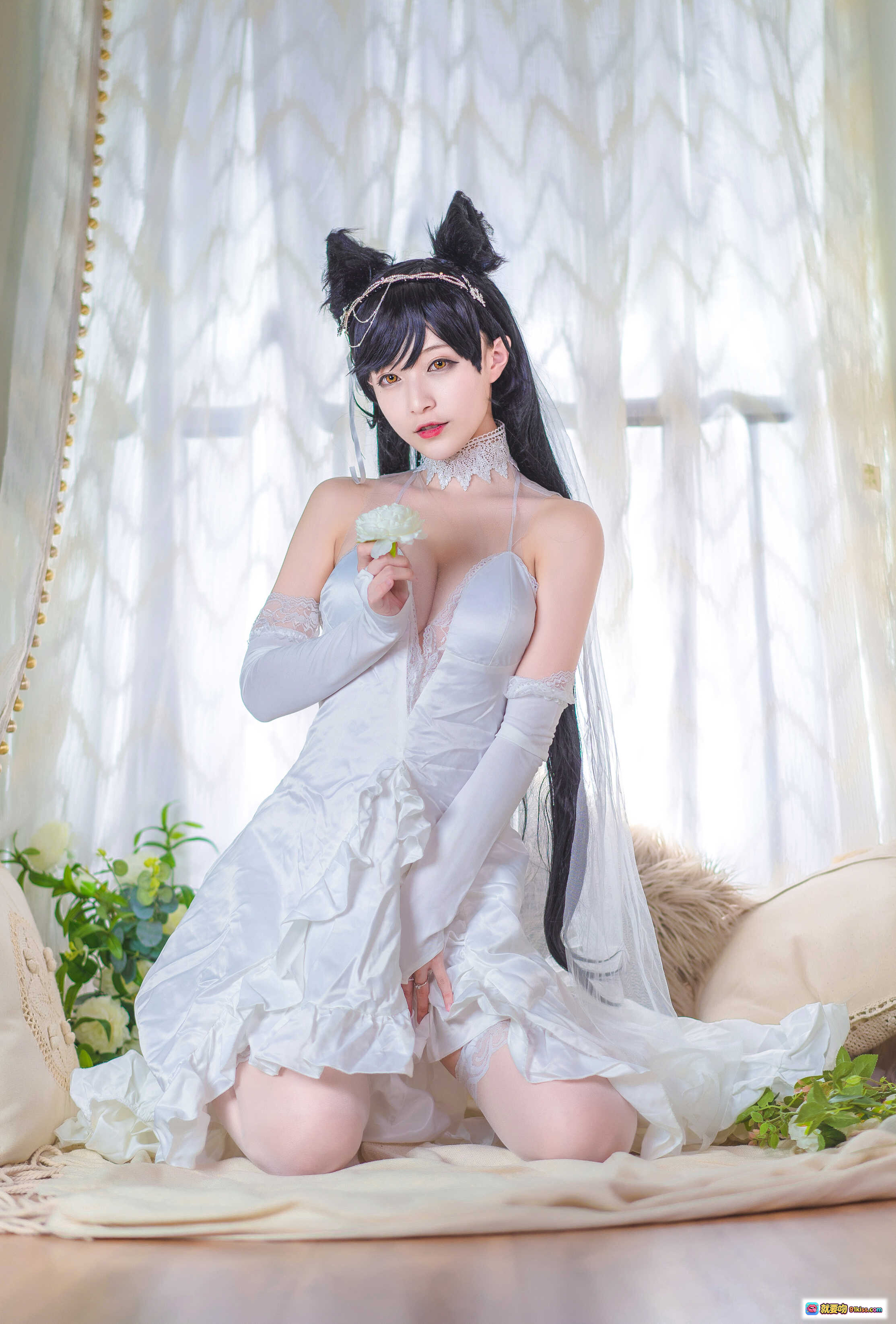 图片[8] - 铁板烧鬼舞w爱宕1新娘cosplay写真 – 白色婚纱猫耳头饰蕾丝手套玫瑰花束优雅坐姿29P高清图集 - 就要吻