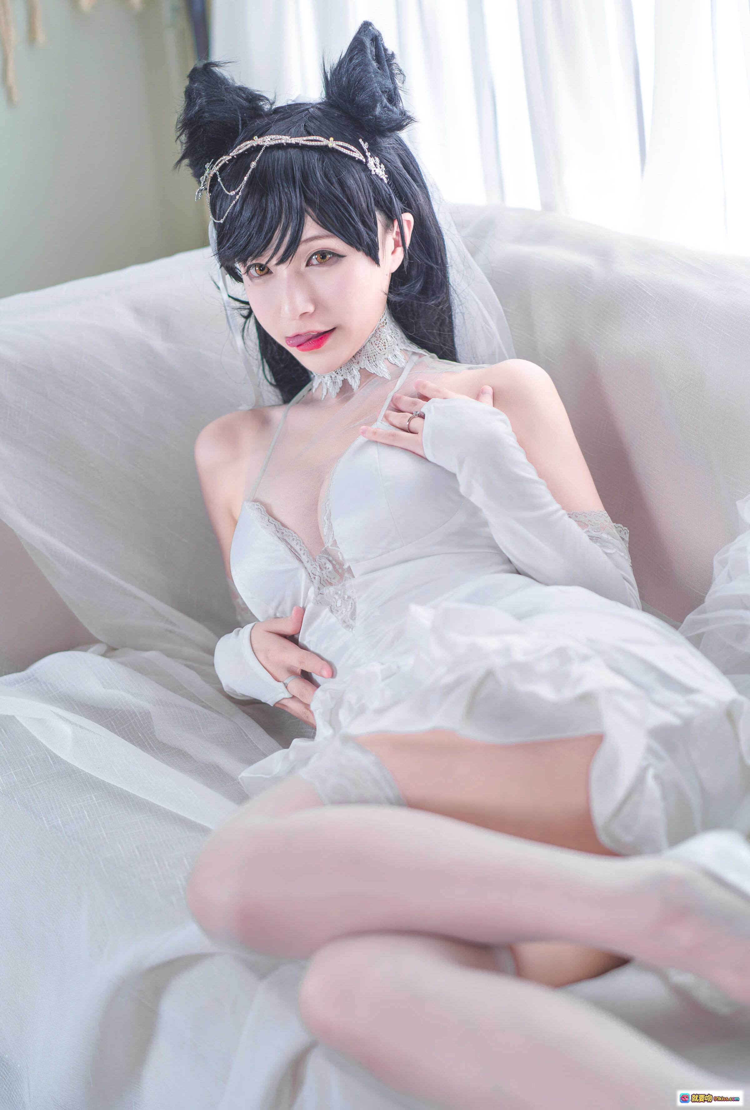 图片[2] - 铁板烧鬼舞w爱宕1新娘cosplay写真 – 白色婚纱猫耳头饰蕾丝手套玫瑰花束优雅坐姿29P高清图集 - 就要吻