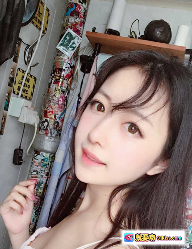 图片[2] - Shika小鹿鹿NO.010白衬衣写真 | 清新少女卧室私房照 | 长发裸足自然光美腿特写 | 13P高清图集 - 就要吻